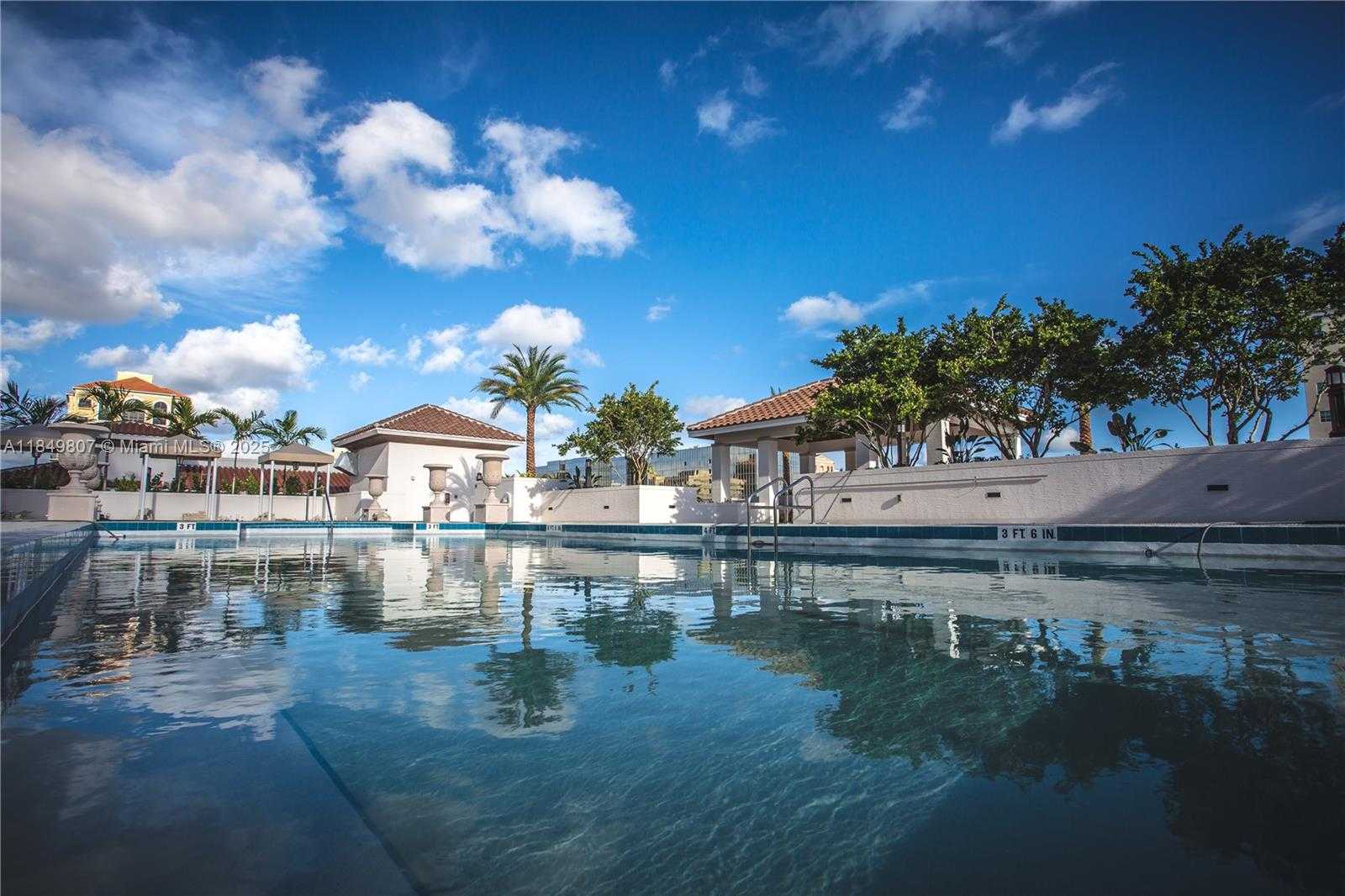 Small Image of 2000 SALZEDO STREET #1415, Coral Gables Number 3