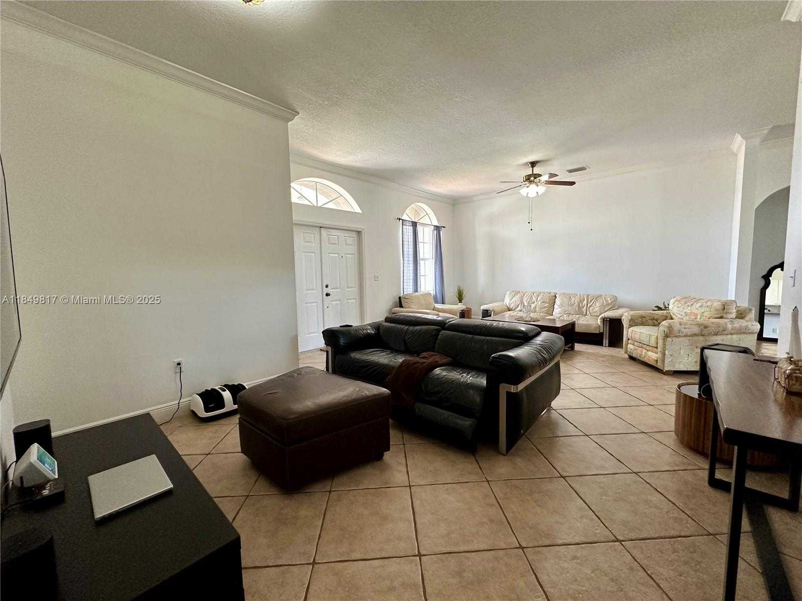 Small Image of 2340 SOUTH EAST 5TH CT, Homestead Number 10