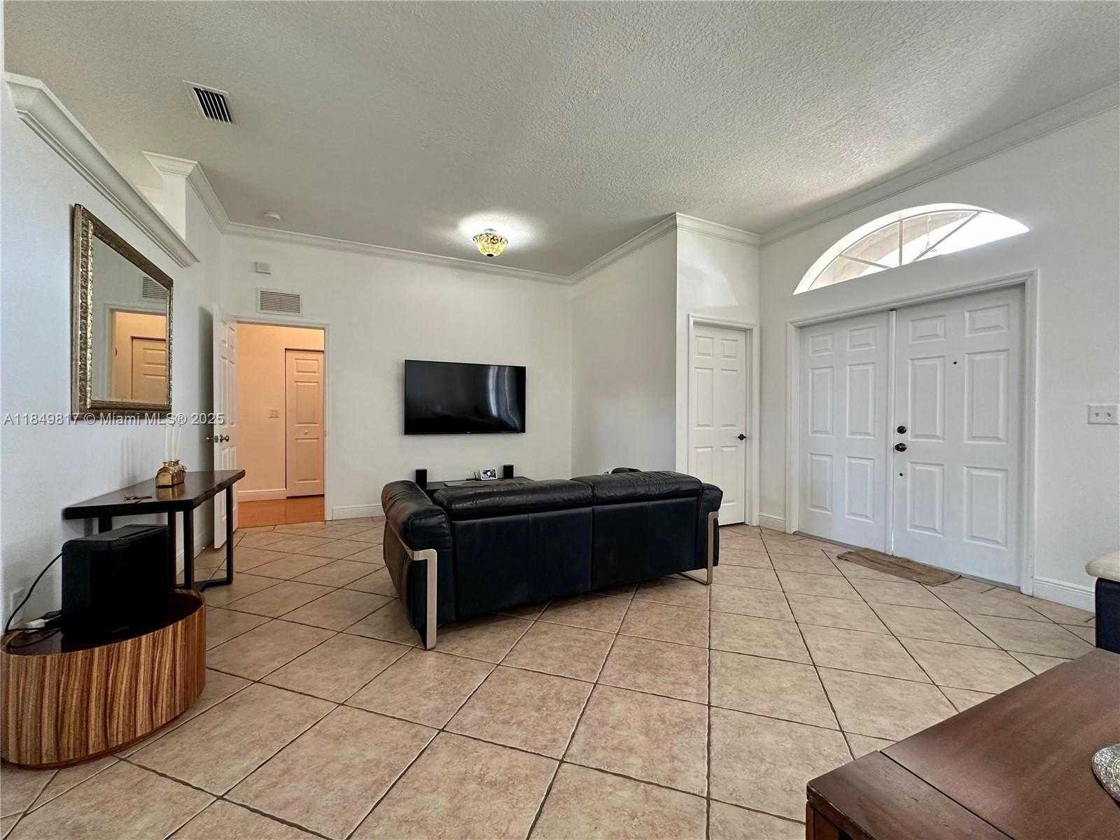 Small Image of 2340 SOUTH EAST 5TH CT, Homestead Number 13