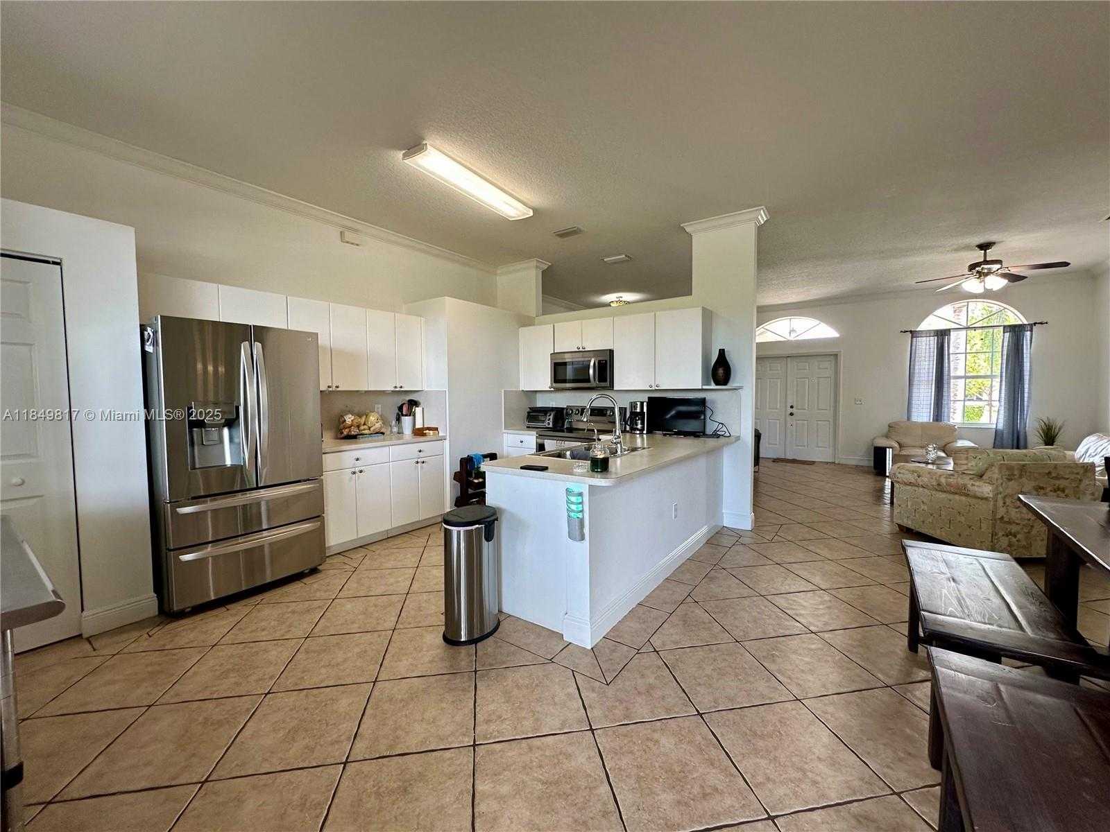 Small Image of 2340 SOUTH EAST 5TH CT, Homestead Number 16