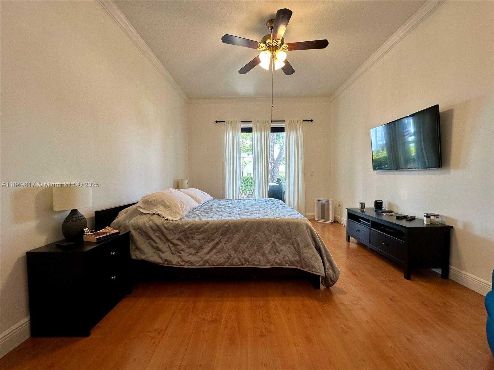 Small Image of 2340 SOUTH EAST 5TH CT, Homestead Number 20