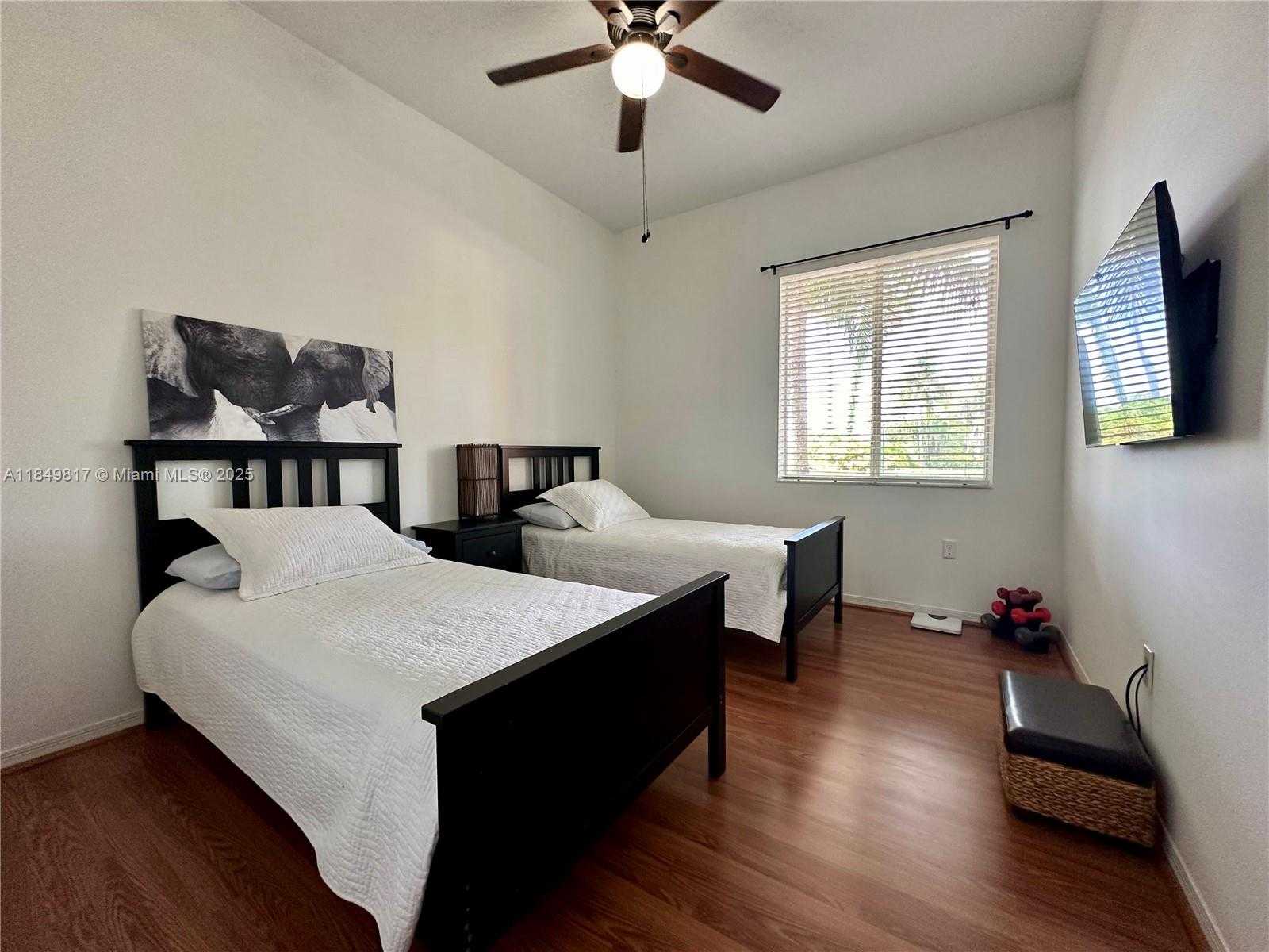 Small Image of 2340 SOUTH EAST 5TH CT, Homestead Number 27