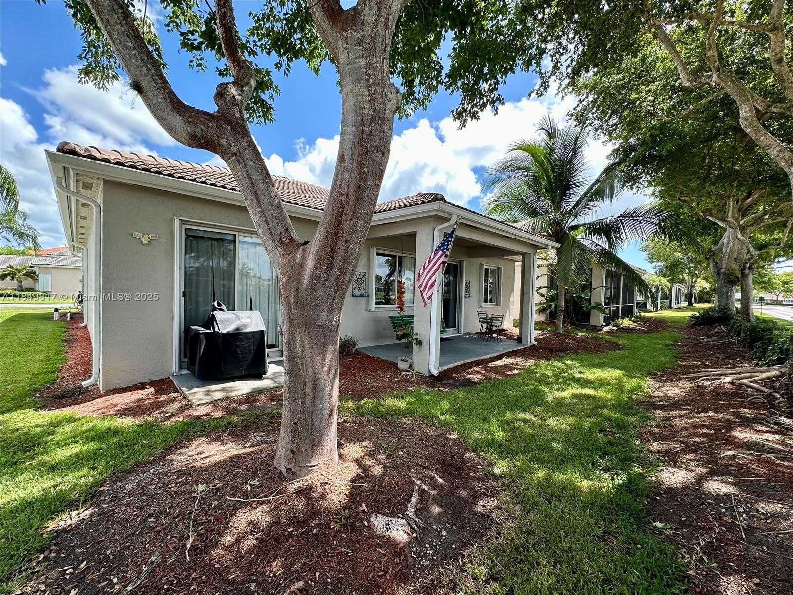 Small Image of 2340 SOUTH EAST 5TH CT, Homestead Number 32