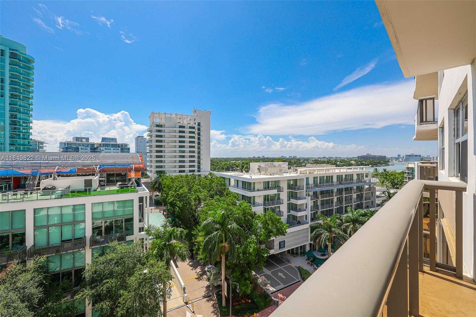 Small Image of 6039 COLLINS AVE #936, Miami Beach Number 19