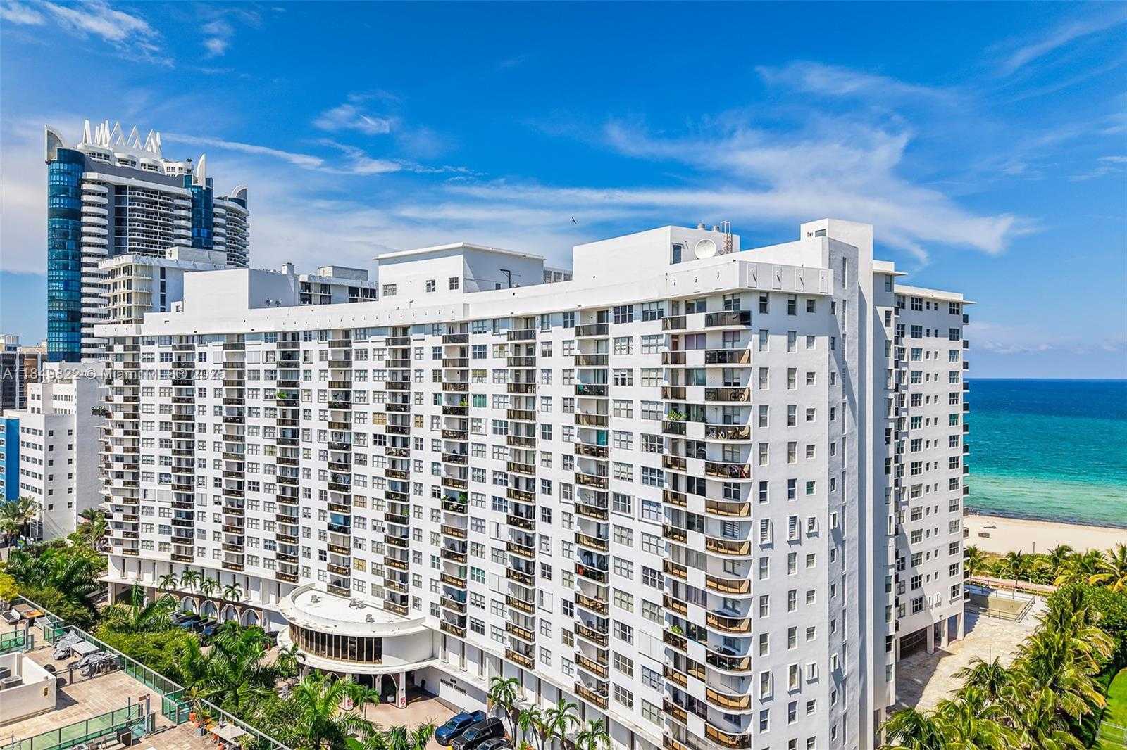 Small Image of 6039 COLLINS AVE #936, Miami Beach Number 2