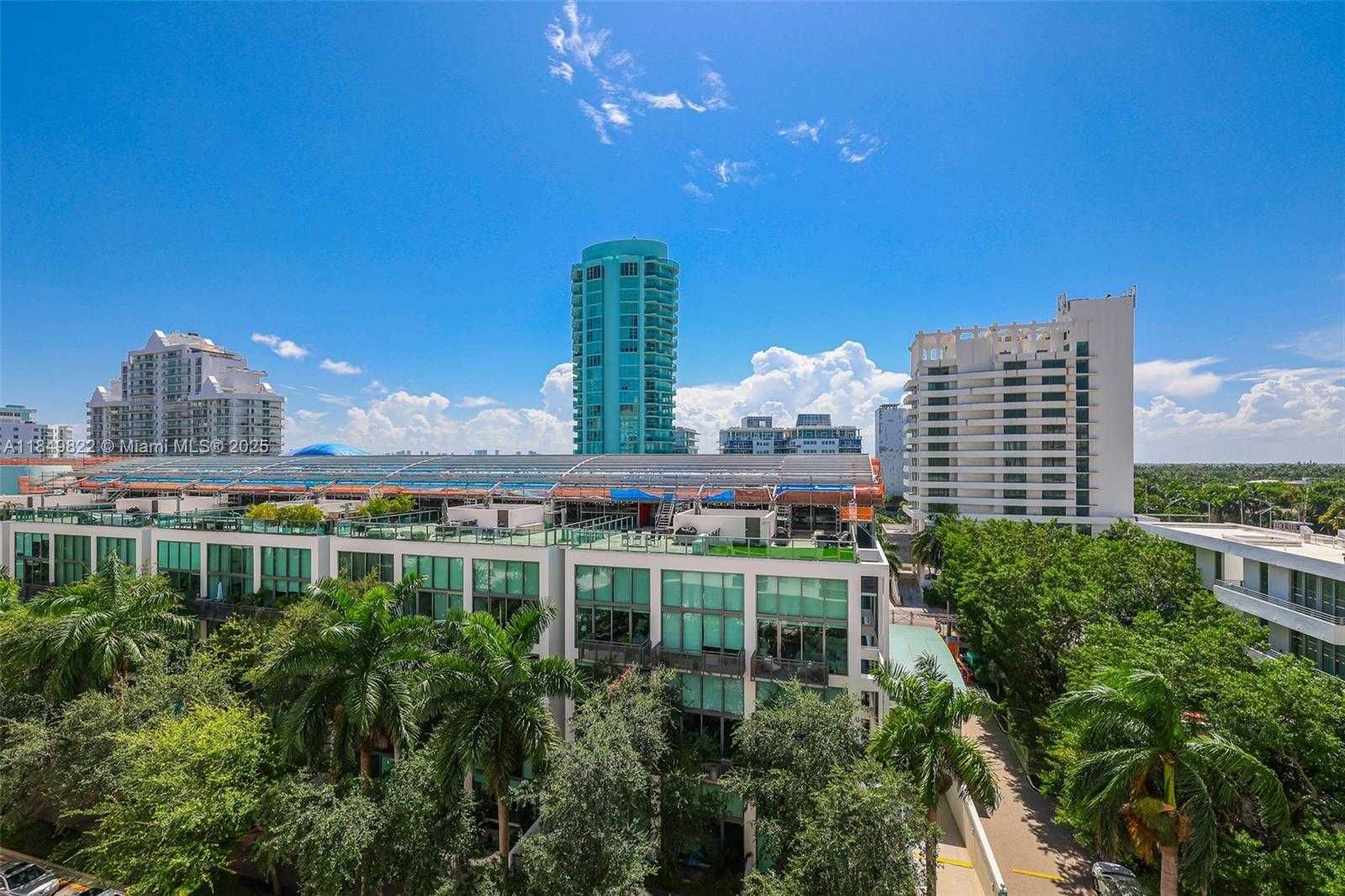 Small Image of 6039 COLLINS AVE #936, Miami Beach Number 21