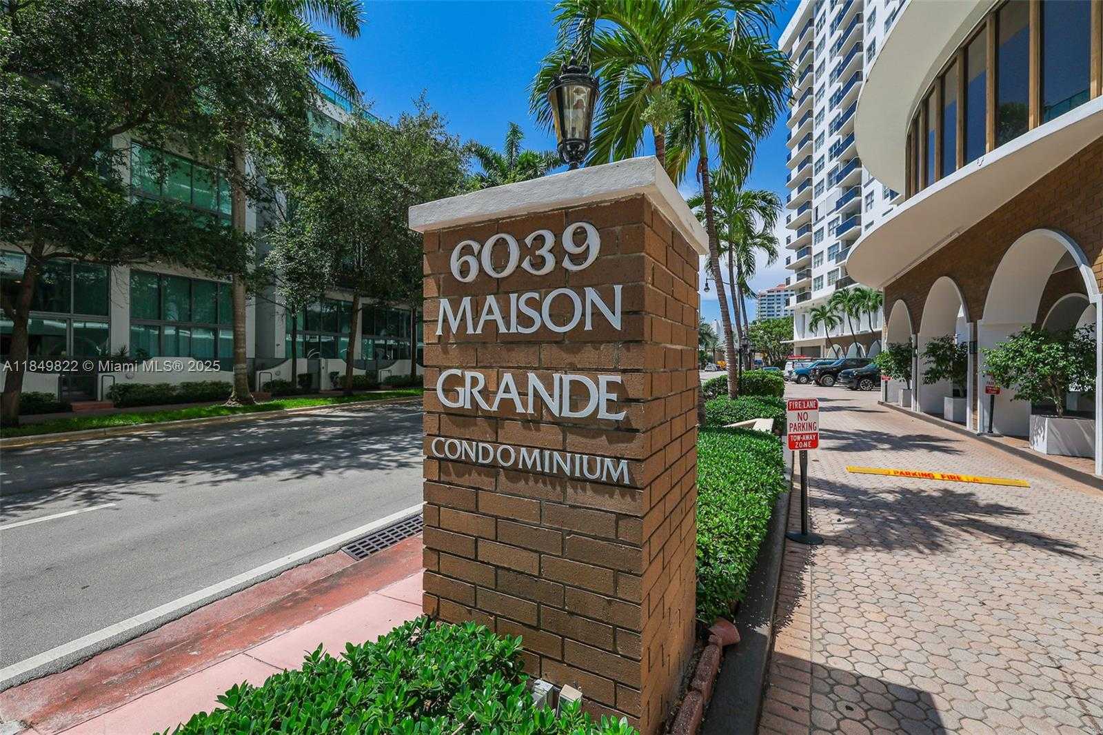Small Image of 6039 COLLINS AVE #936, Miami Beach Number 37