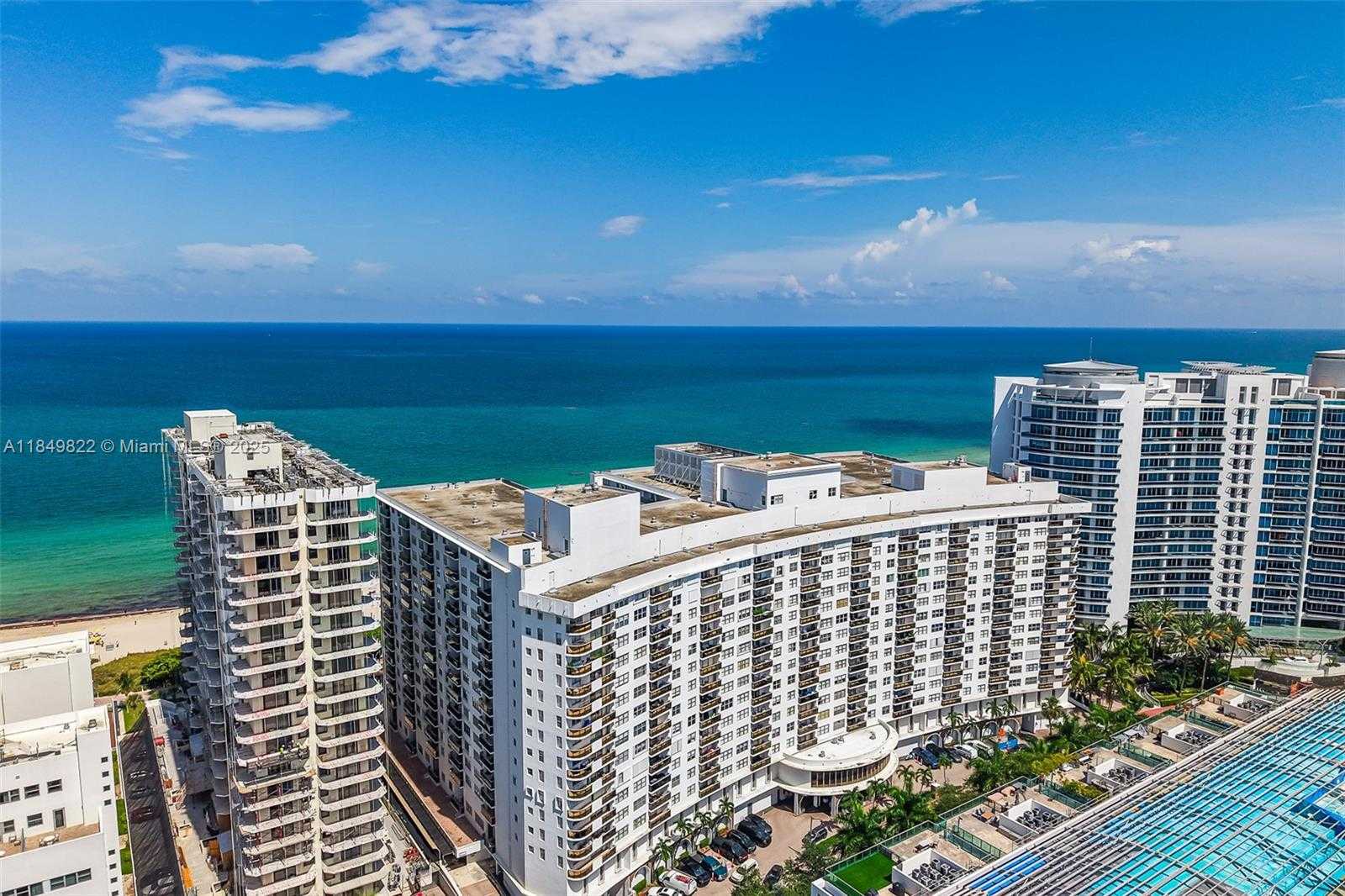 Small Image of 6039 COLLINS AVE #936, Miami Beach Number 41