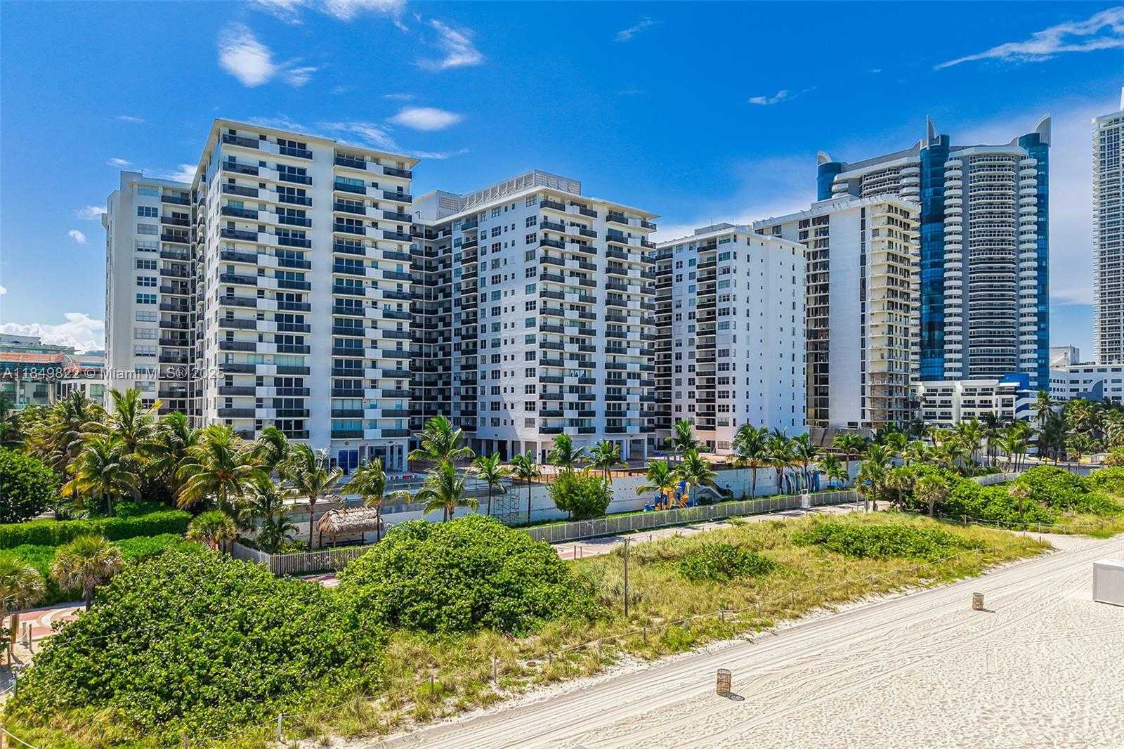 Small Image of 6039 COLLINS AVE #936, Miami Beach Number 48