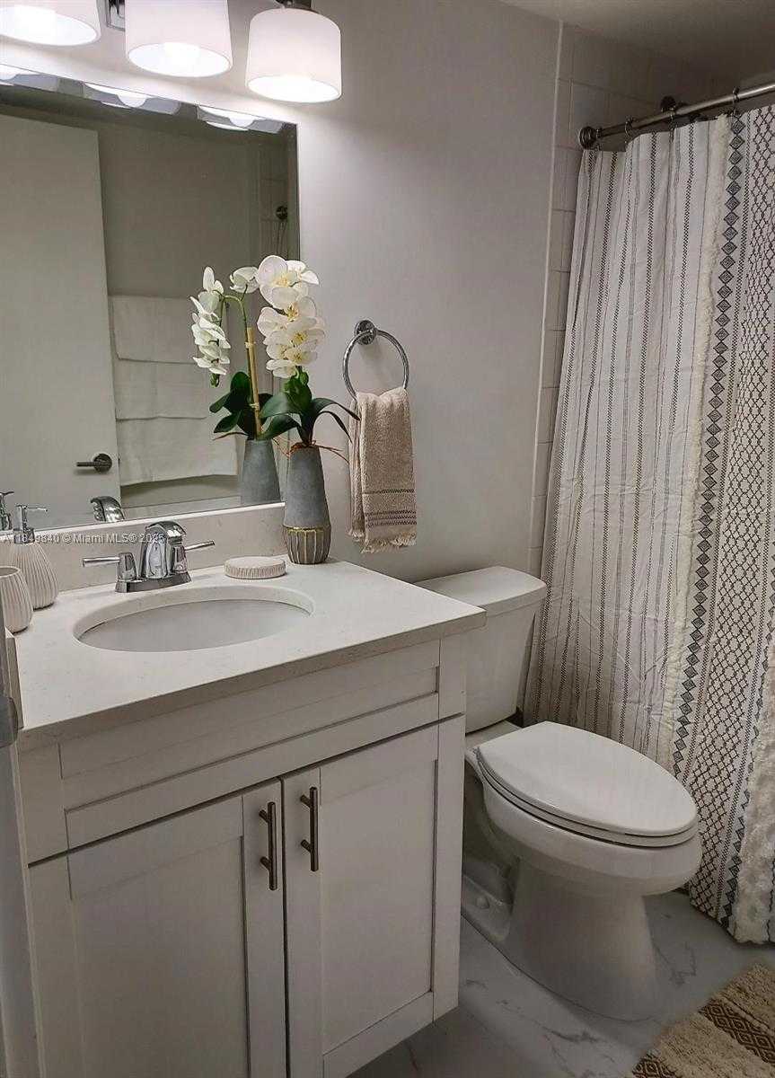 Small Image of 14911 SOUTH WEST 80 ST #115, Miami Number 11