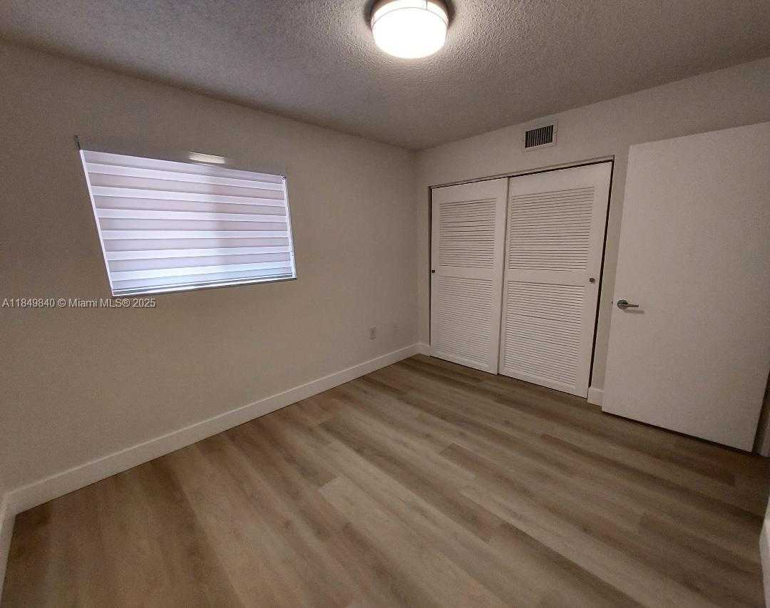 Small Image of 14911 SOUTH WEST 80 ST #115, Miami Number 13