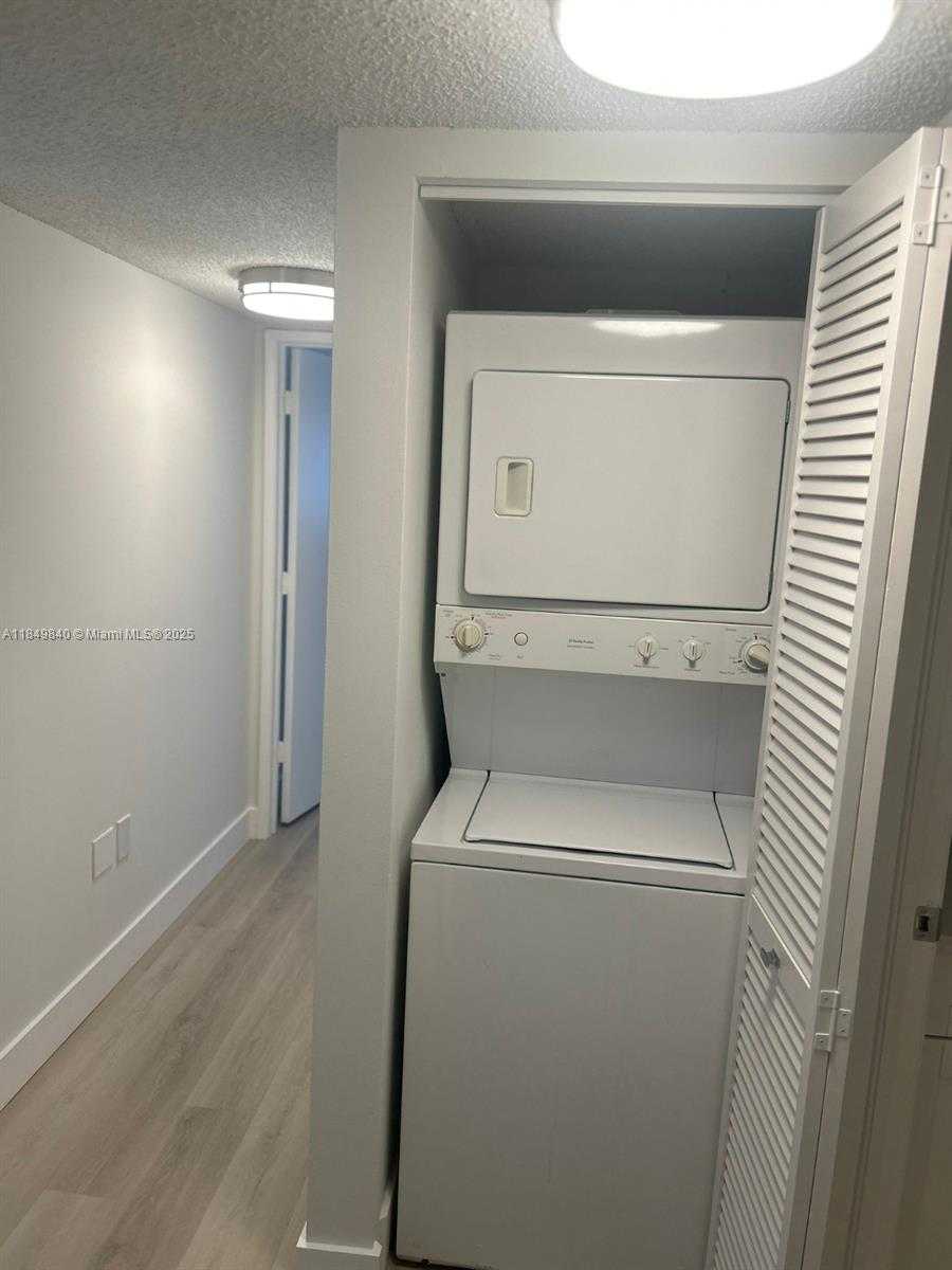 Small Image of 14911 SOUTH WEST 80 ST #115, Miami Number 14