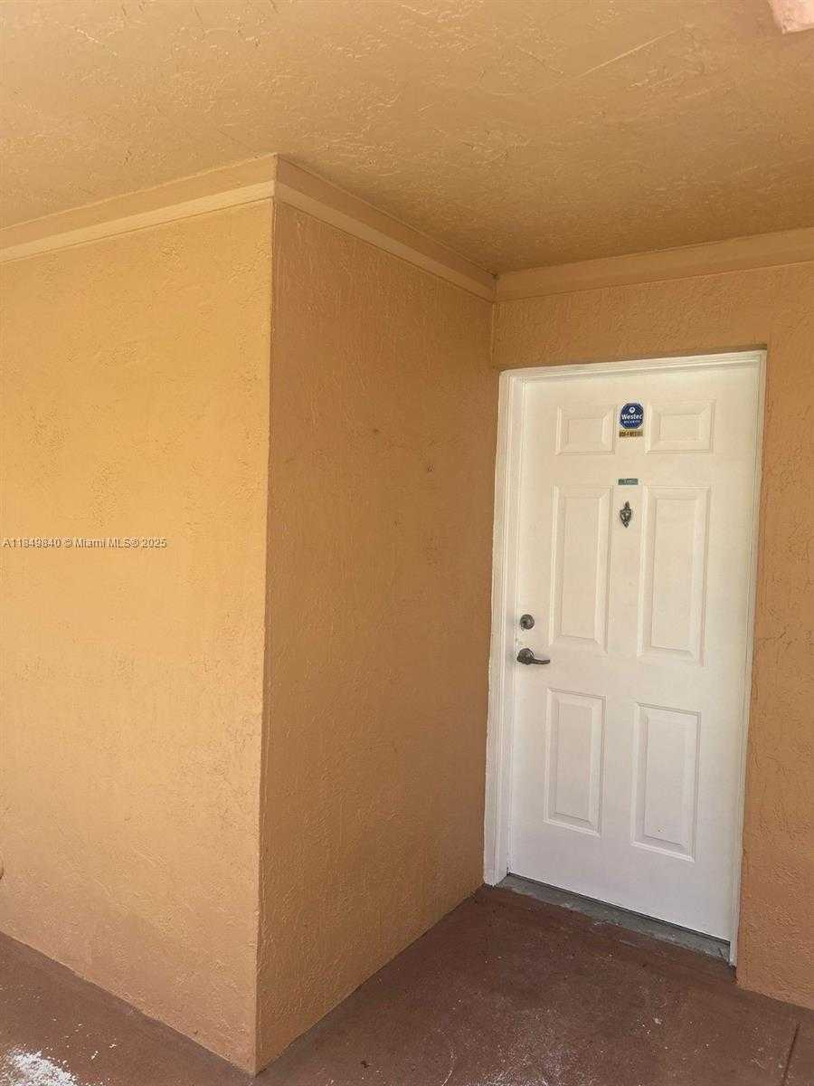 Small Image of 14911 SOUTH WEST 80 ST #115, Miami Number 17