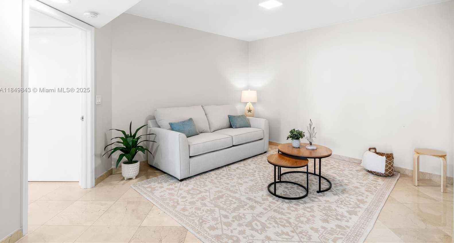 Small Image of 16500 COLLINS AVE #1752, Sunny Isles Beach Number 19
