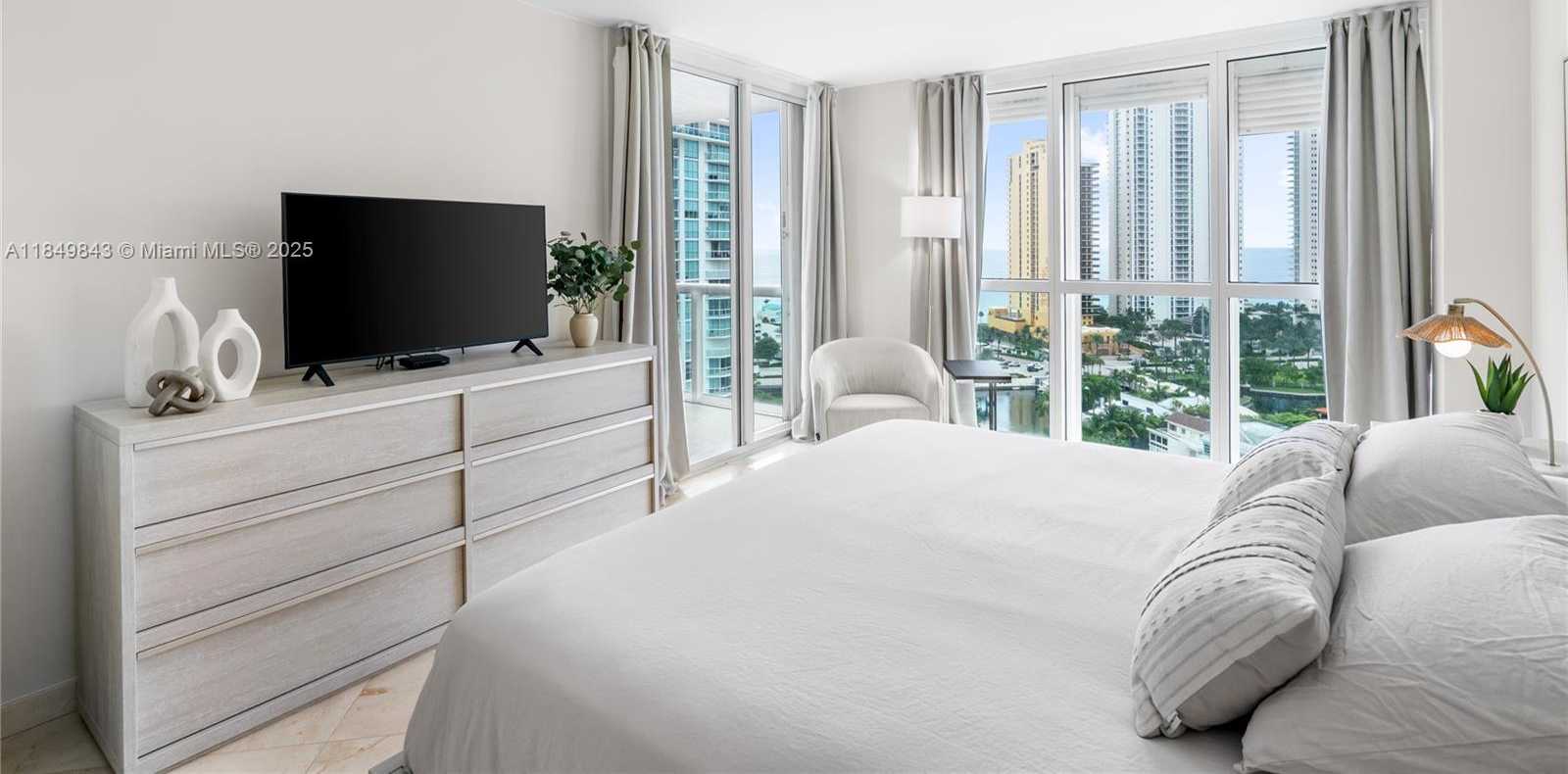 Small Image of 16500 COLLINS AVE #1752, Sunny Isles Beach Number 22