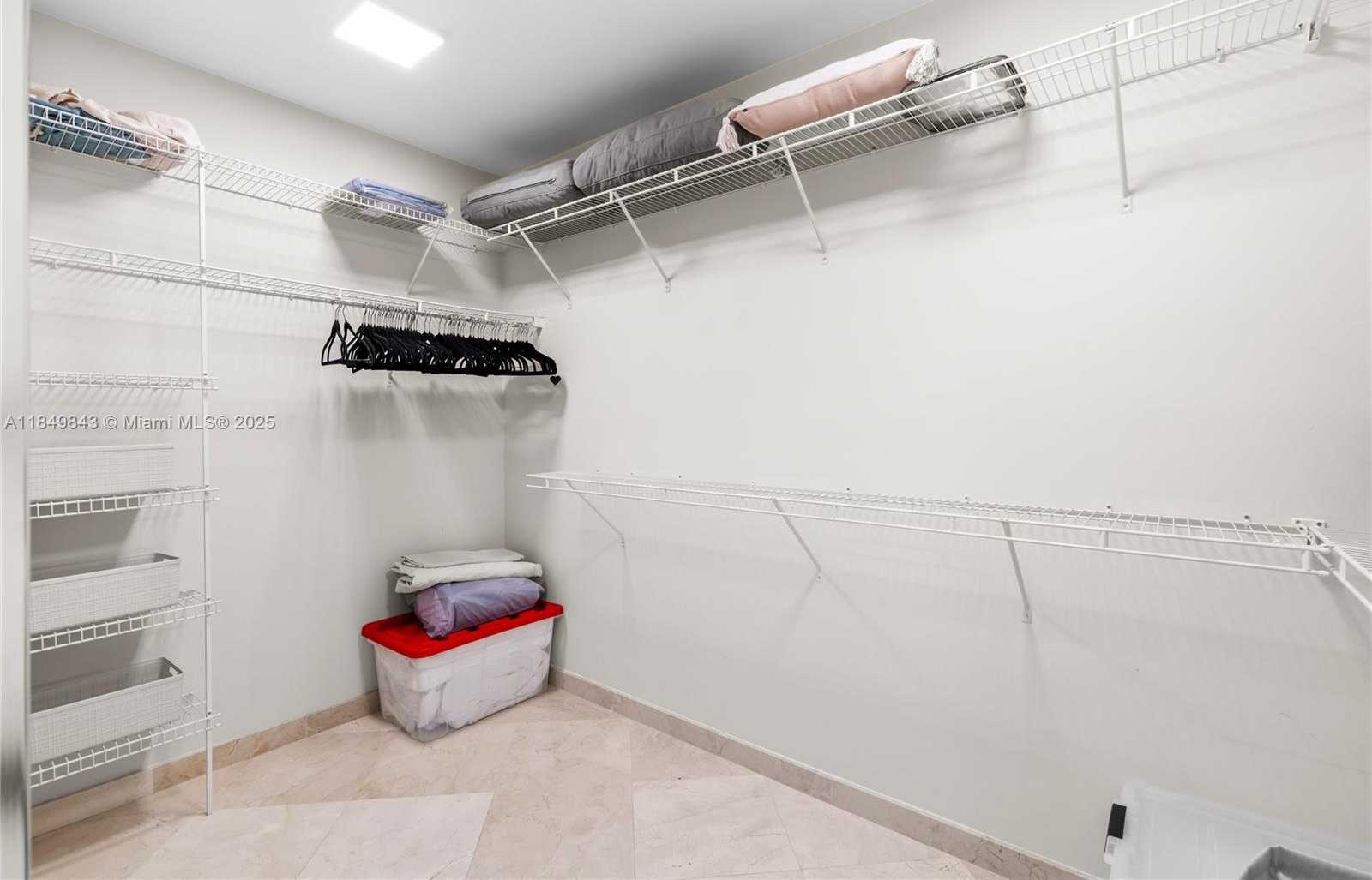 Small Image of 16500 COLLINS AVE #1752, Sunny Isles Beach Number 31