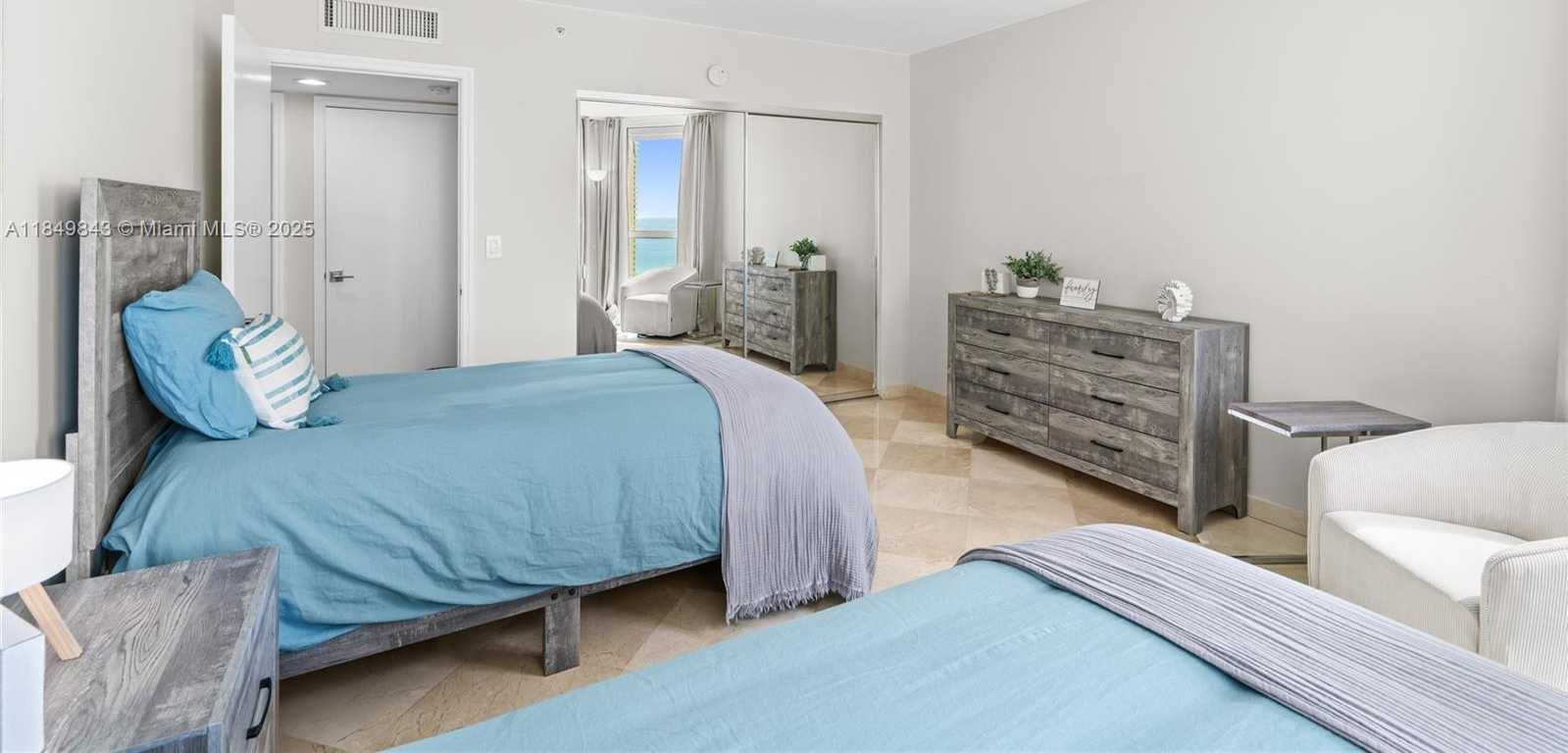 Small Image of 16500 COLLINS AVE #1752, Sunny Isles Beach Number 37