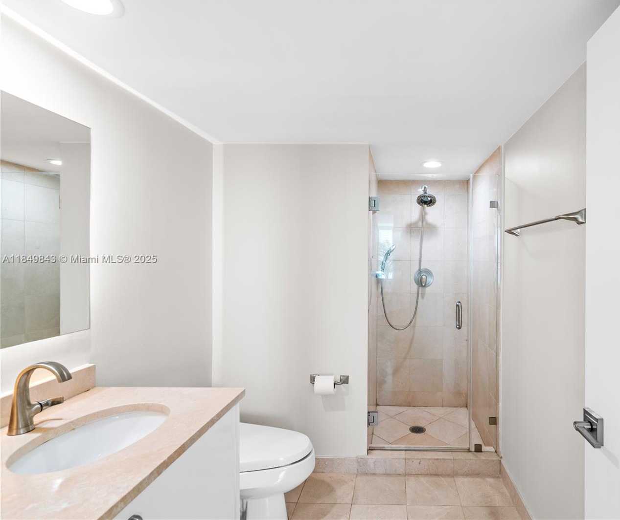 Small Image of 16500 COLLINS AVE #1752, Sunny Isles Beach Number 47