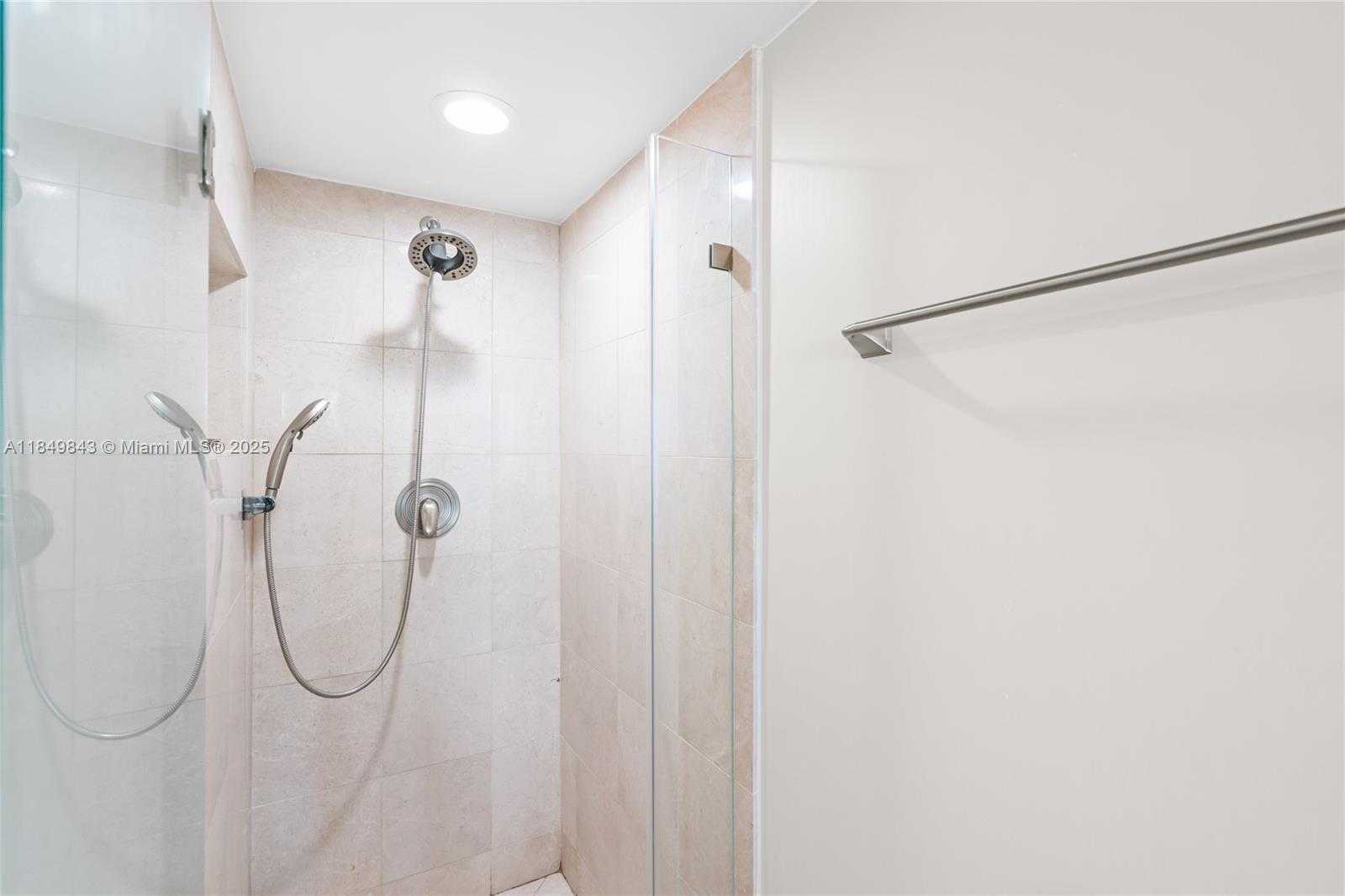 Small Image of 16500 COLLINS AVE #1752, Sunny Isles Beach Number 49