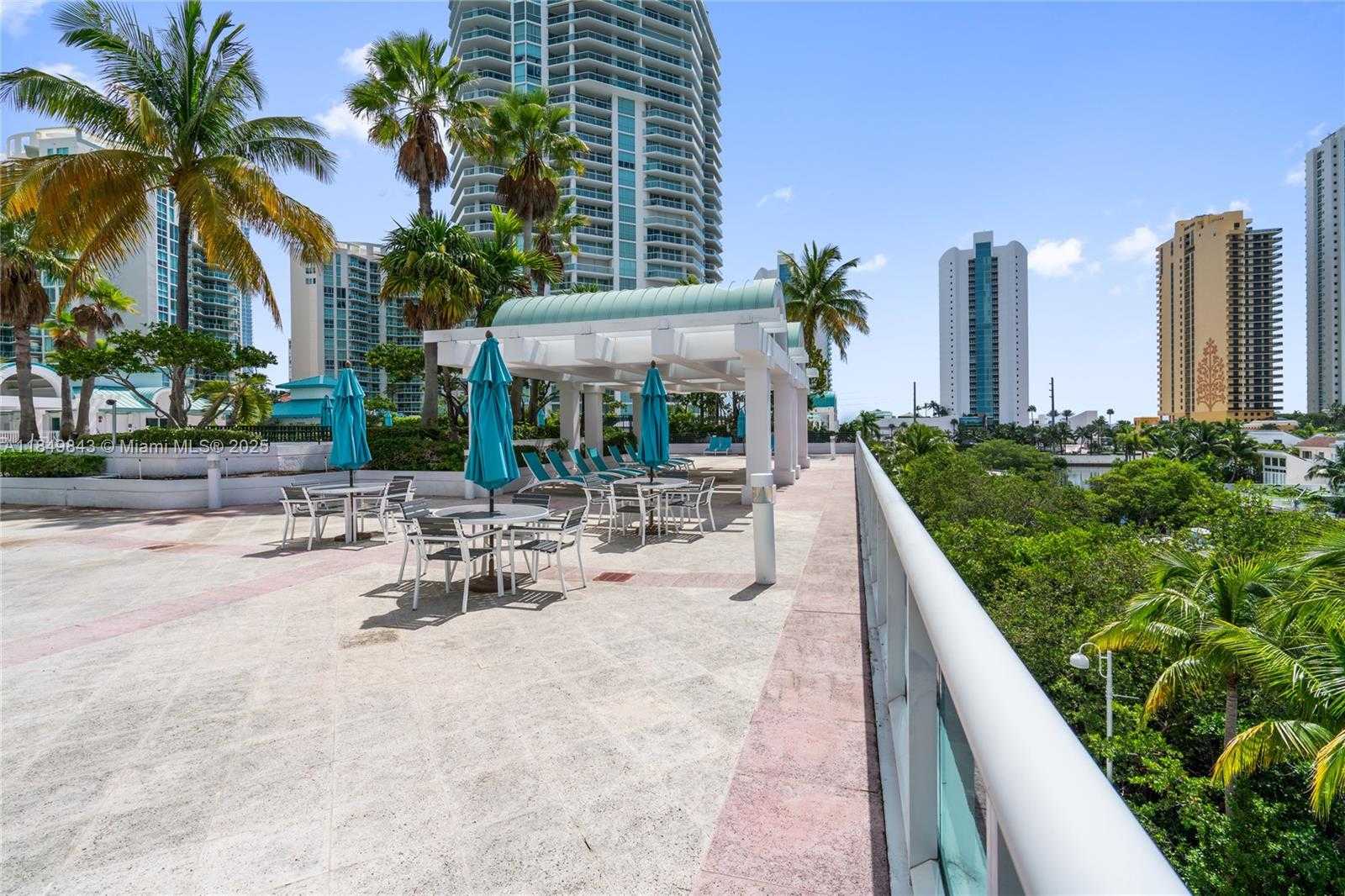 Small Image of 16500 COLLINS AVE #1752, Sunny Isles Beach Number 51