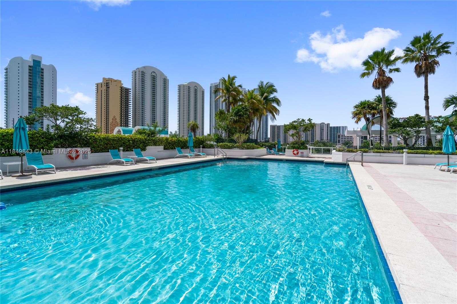 Small Image of 16500 COLLINS AVE #1752, Sunny Isles Beach Number 53