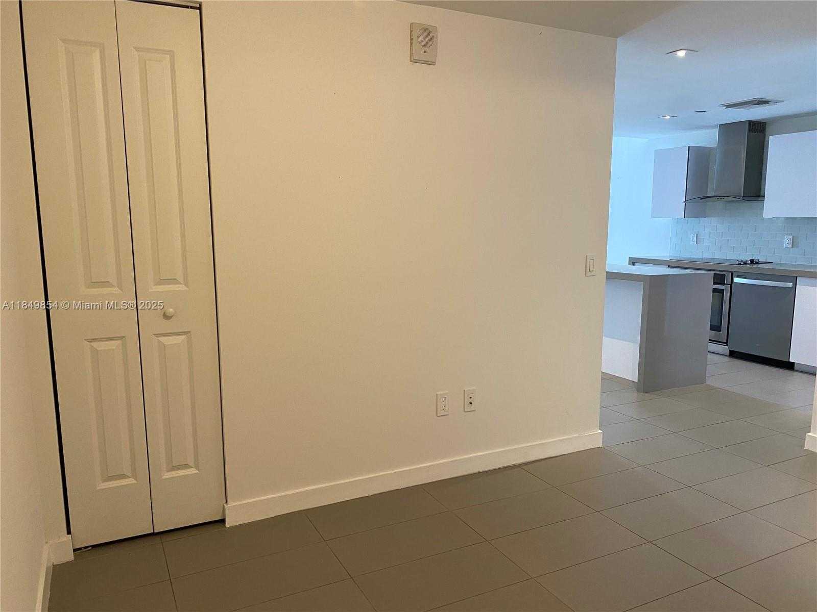 Small Image of 1600 NORTH EAST 1ST AVE #1801, Miami Number 14
