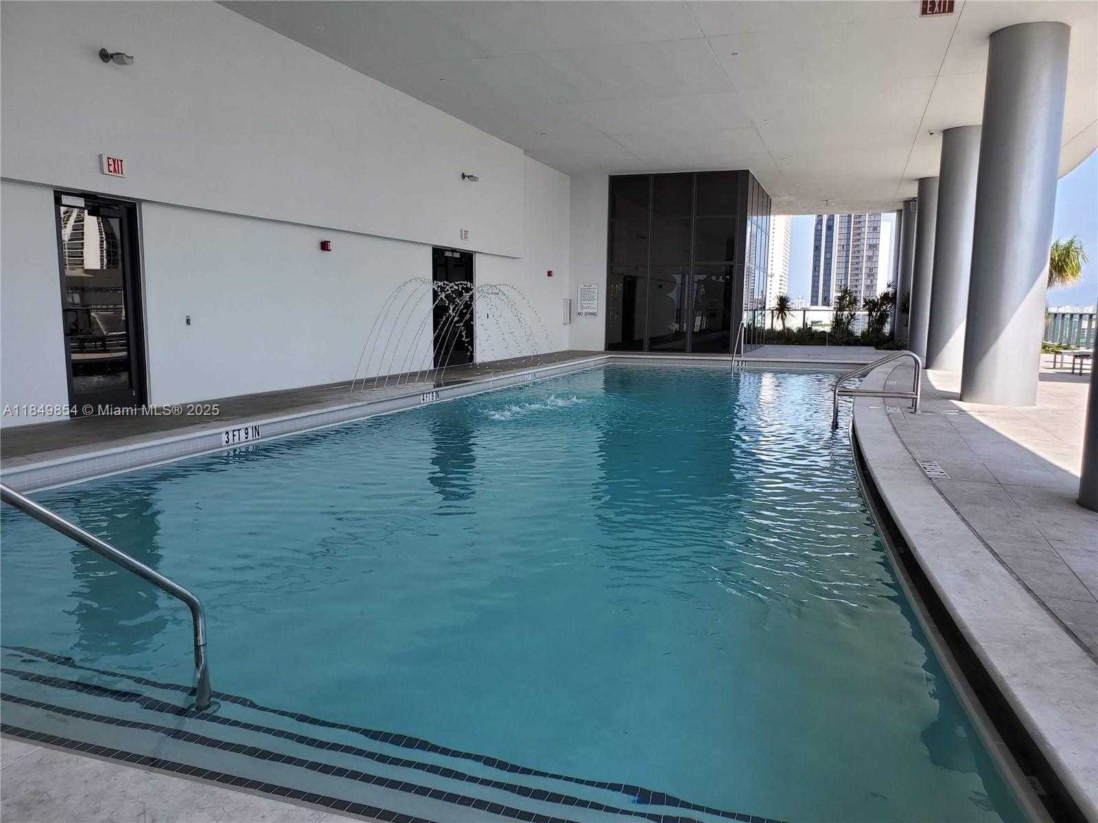 Small Image of 1600 NORTH EAST 1ST AVE #1801, Miami Number 29