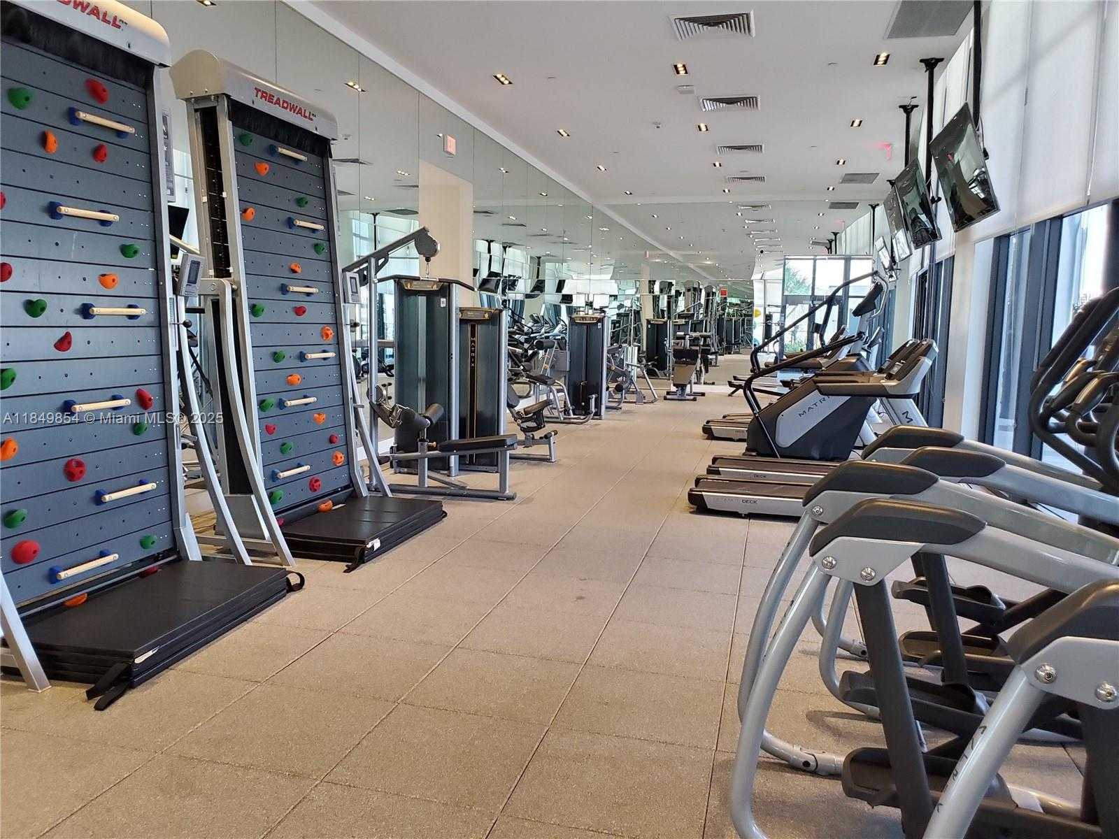 Small Image of 1600 NORTH EAST 1ST AVE #1801, Miami Number 35