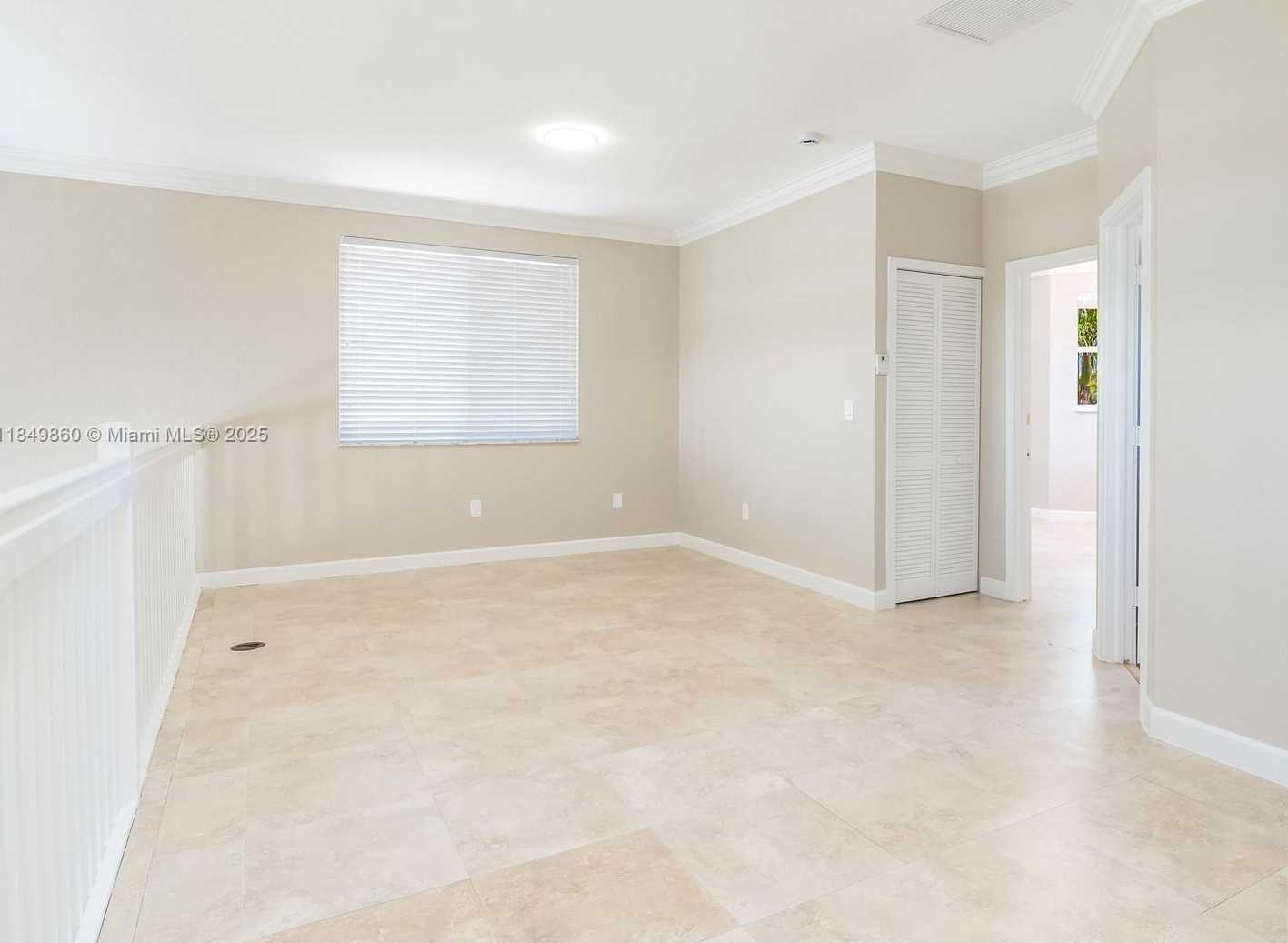 Small Image of 16523 SOUTH WEST 66TH ST, Miami Number 12