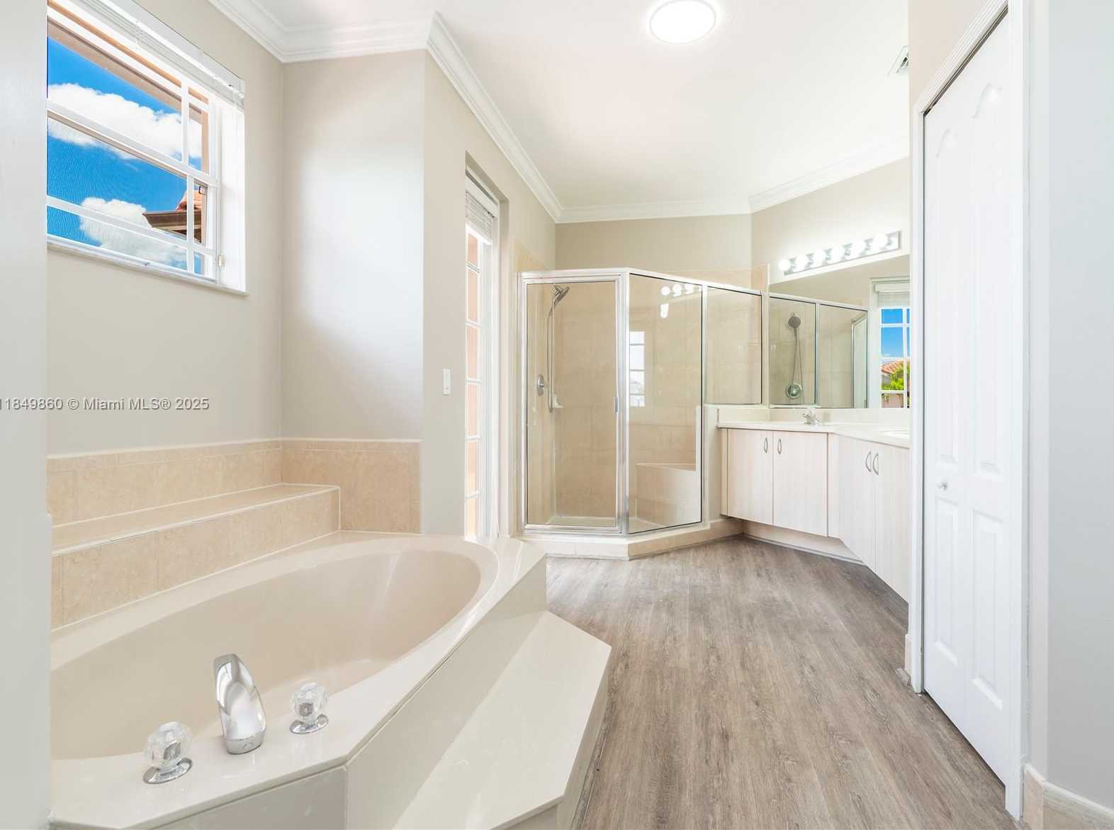 Small Image of 16523 SOUTH WEST 66TH ST, Miami Number 14