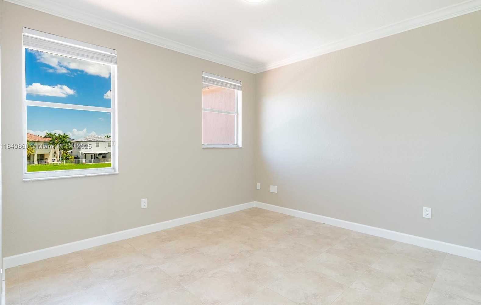 Small Image of 16523 SOUTH WEST 66TH ST, Miami Number 17