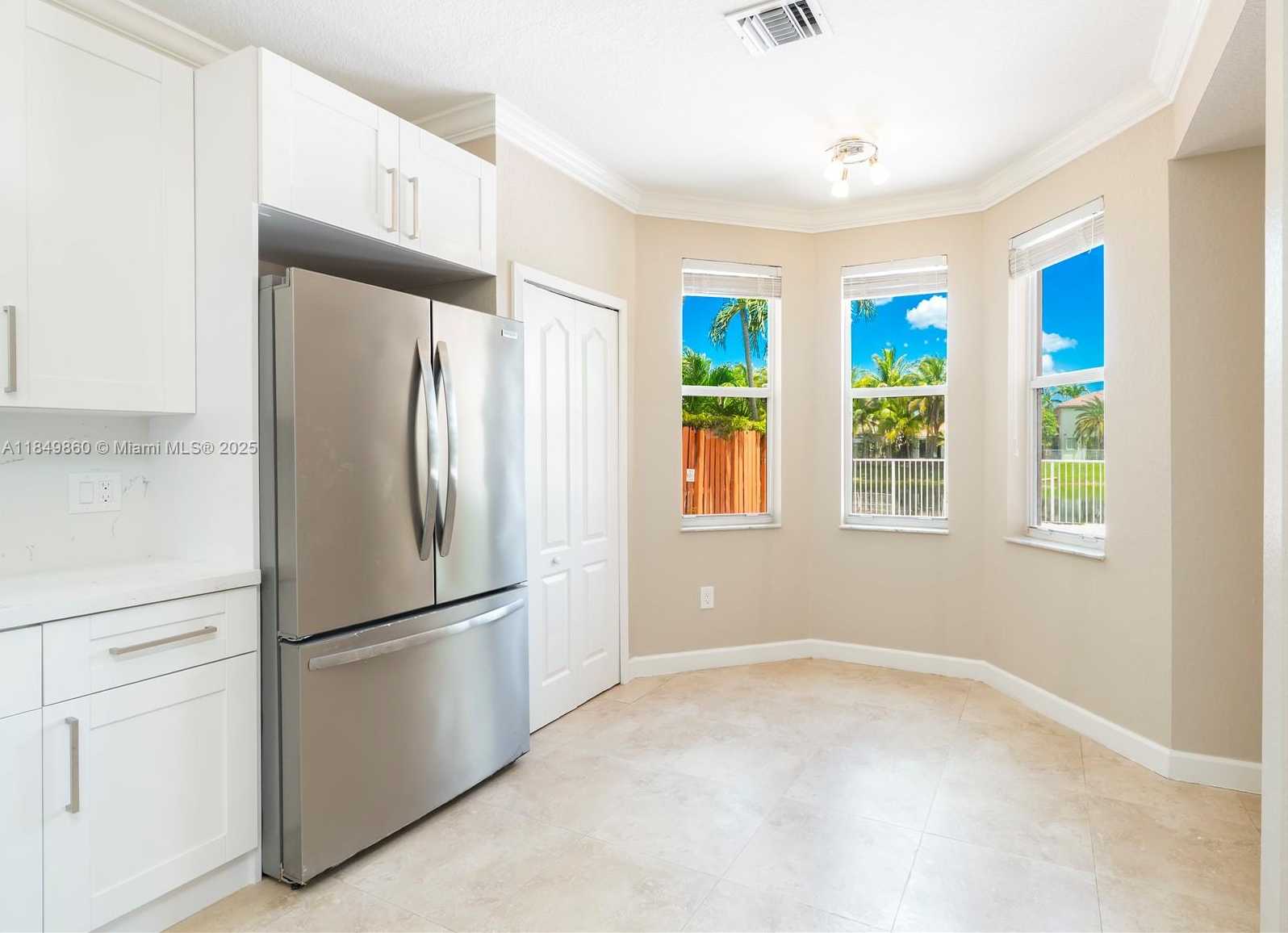Small Image of 16523 SOUTH WEST 66TH ST, Miami Number 9