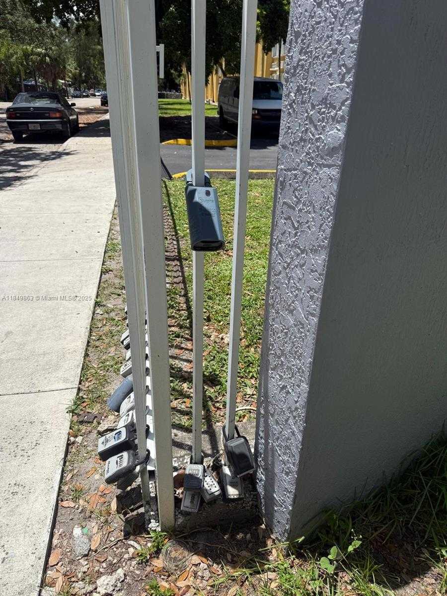 Small Image of 2415 NORTH WEST 16 ST RD #202-1, Miami Number 10