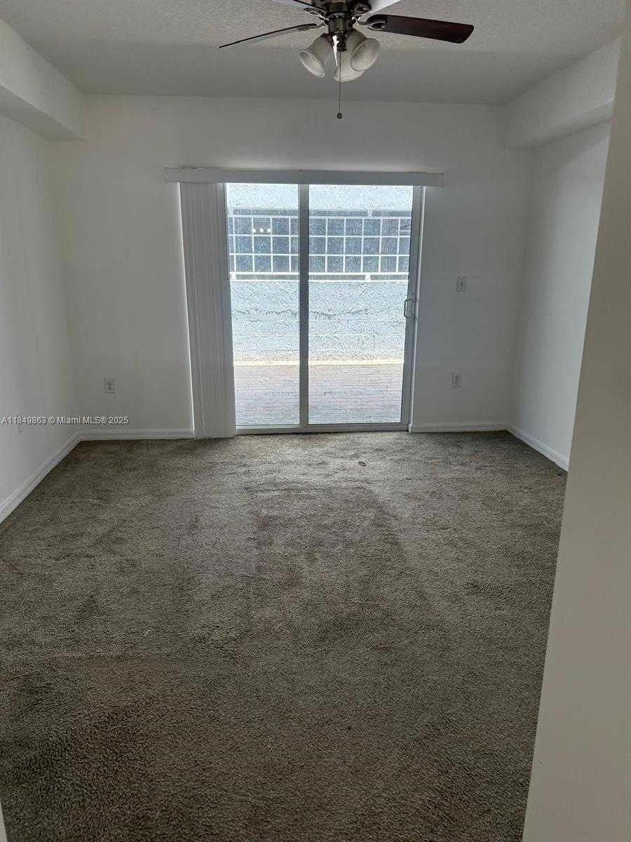 Small Image of 2415 NORTH WEST 16 ST RD #202-1, Miami Number 4
