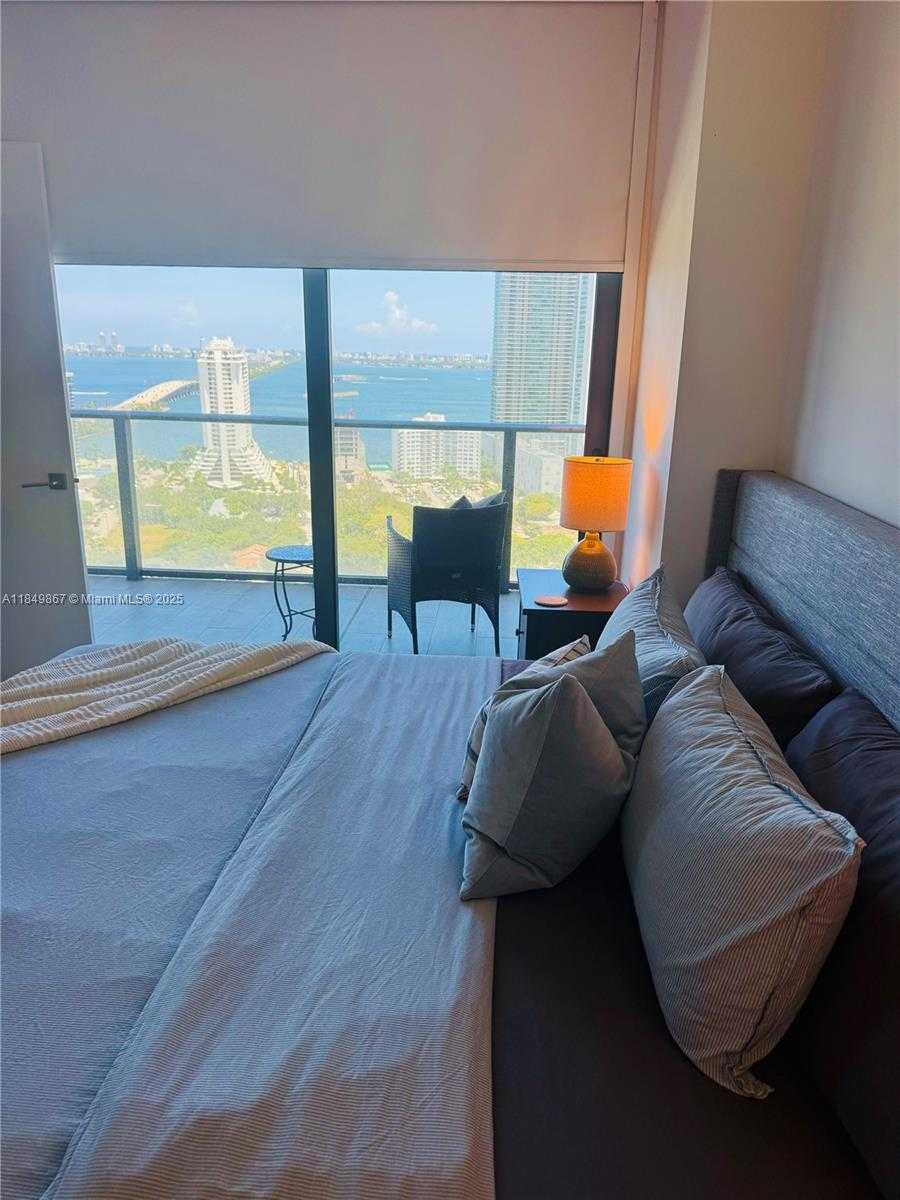 Small Image of 121 NORTH EAST 34TH ST #2705, Miami Number 19