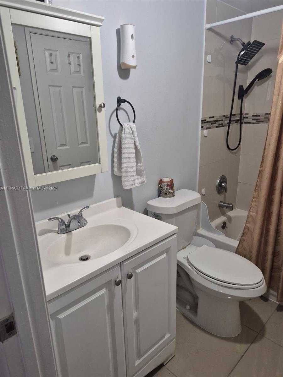 Small Image of 7865 WEST 30TH CT #H-107, Hialeah Number 5