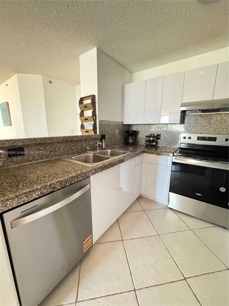 Small Image of 19501 EAST COUNTRY CLUB DR #9602, Aventura Number 13