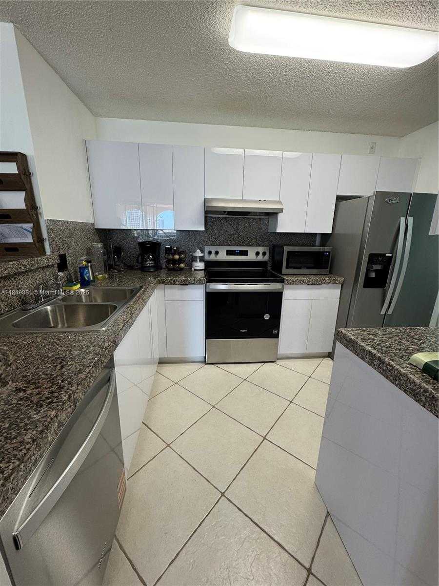 Small Image of 19501 EAST COUNTRY CLUB DR #9602, Aventura Number 17