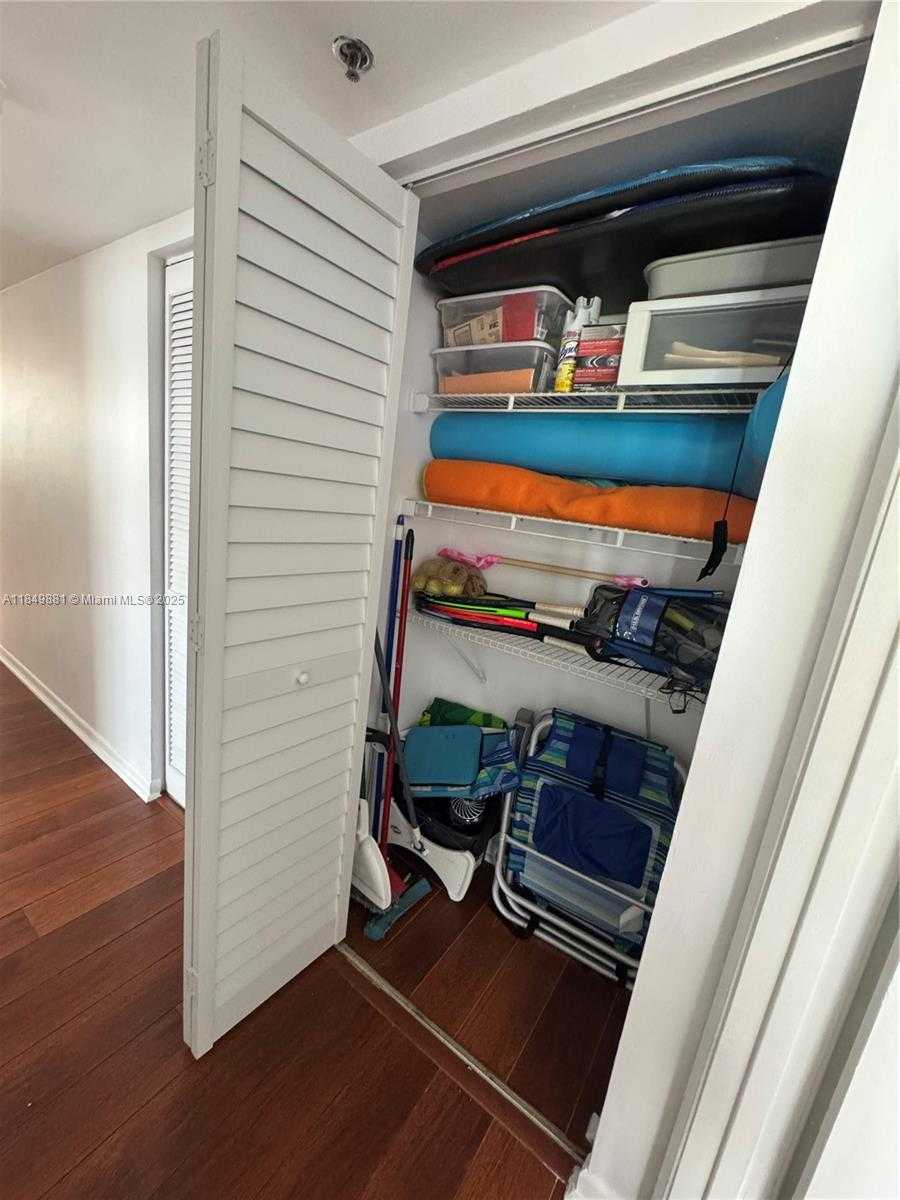 Small Image of 19501 EAST COUNTRY CLUB DR #9602, Aventura Number 24