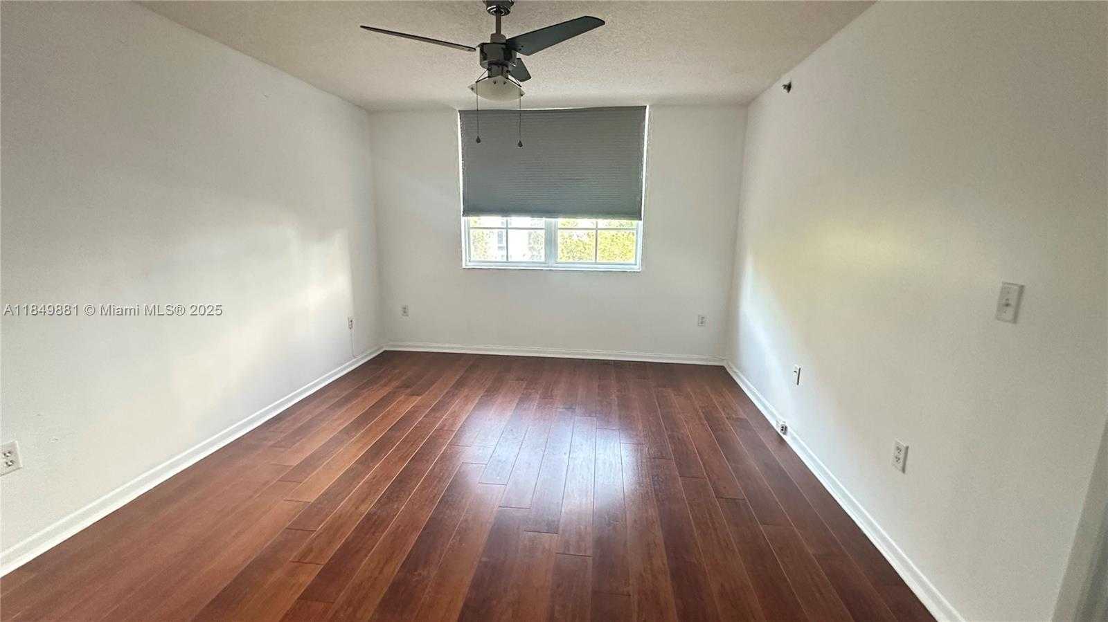 Small Image of 19501 EAST COUNTRY CLUB DR #9602, Aventura Number 27