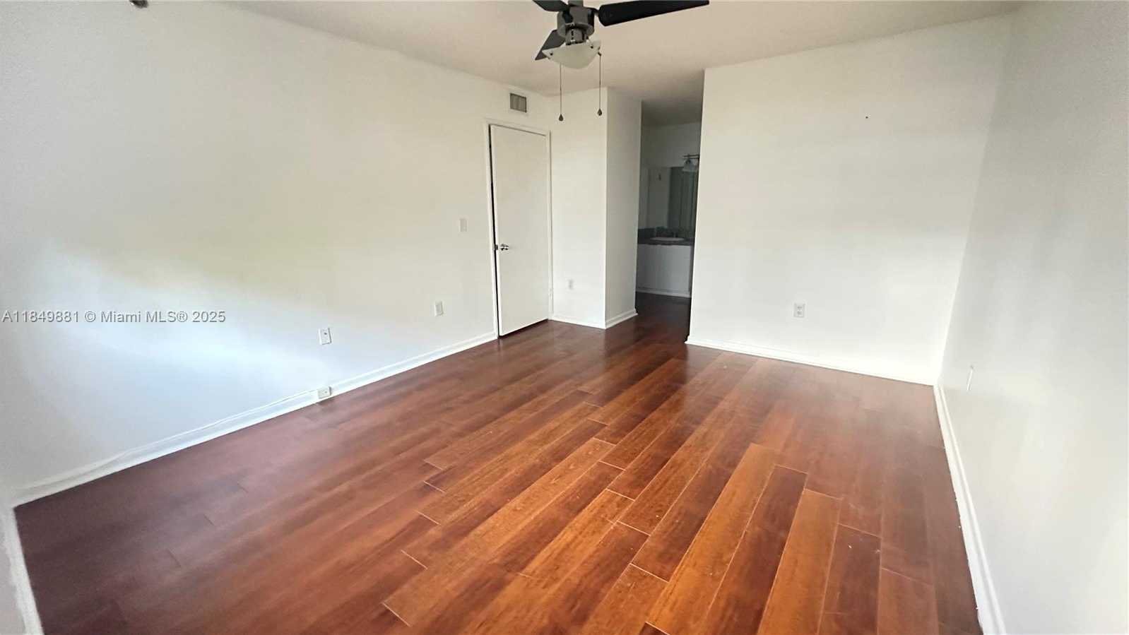 Small Image of 19501 EAST COUNTRY CLUB DR #9602, Aventura Number 29