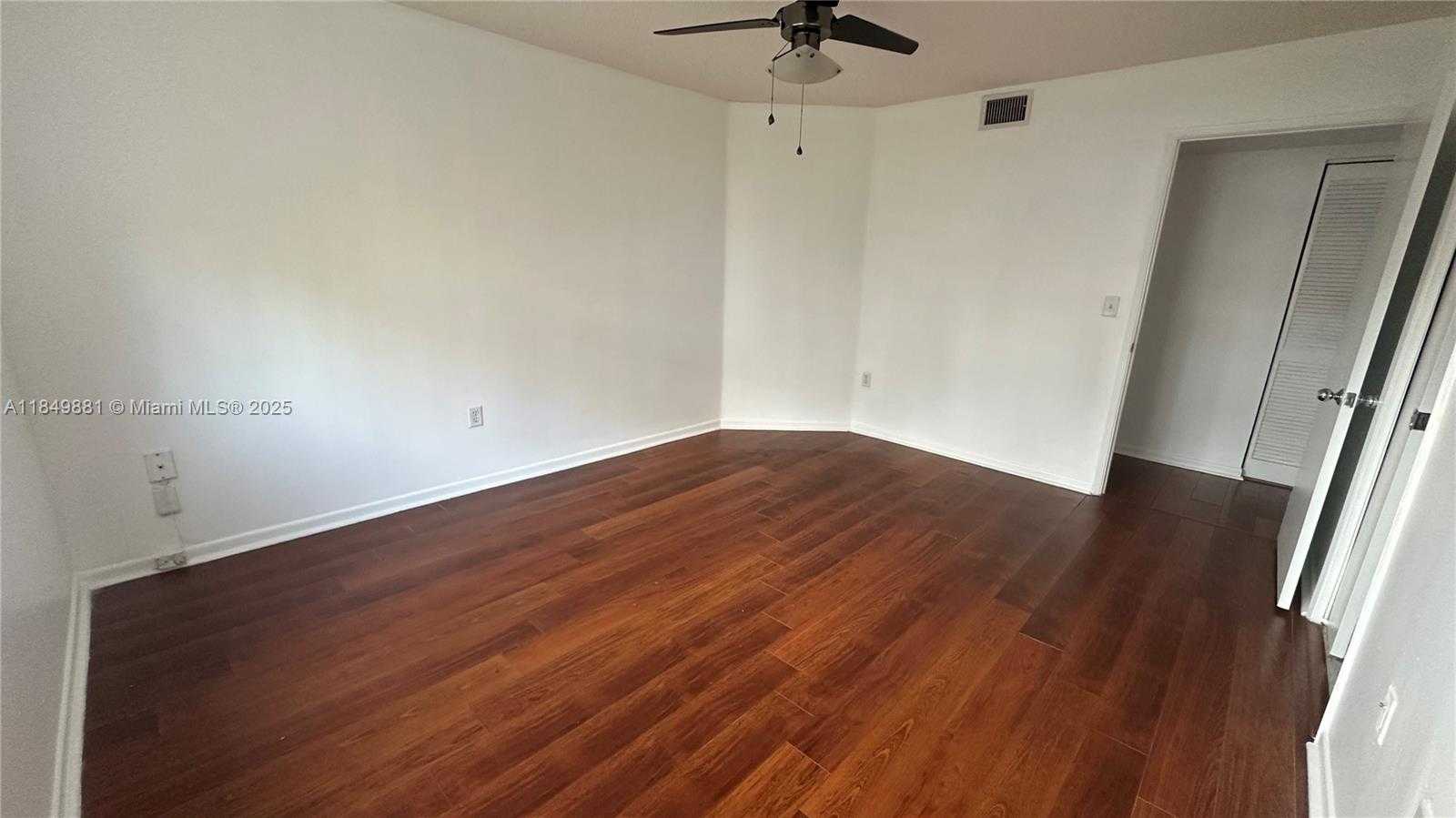 Small Image of 19501 EAST COUNTRY CLUB DR #9602, Aventura Number 36