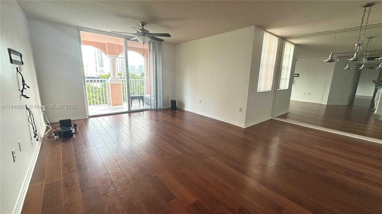 Small Image of 19501 EAST COUNTRY CLUB DR #9602, Aventura Number 4