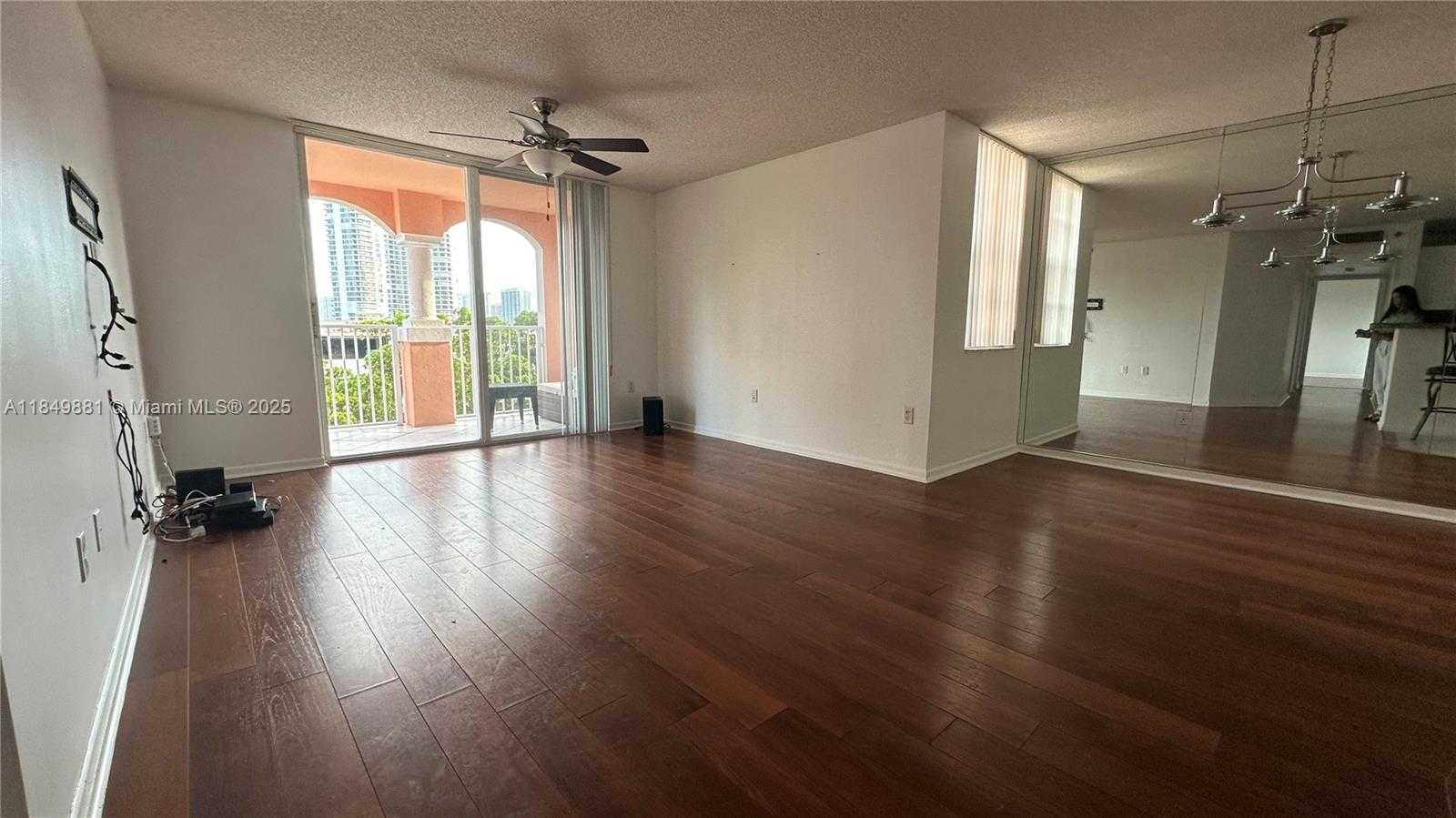 Small Image of 19501 EAST COUNTRY CLUB DR #9602, Aventura Number 5
