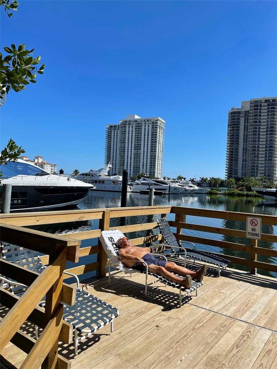 Small Image of 19501 EAST COUNTRY CLUB DR #9602, Aventura Number 63