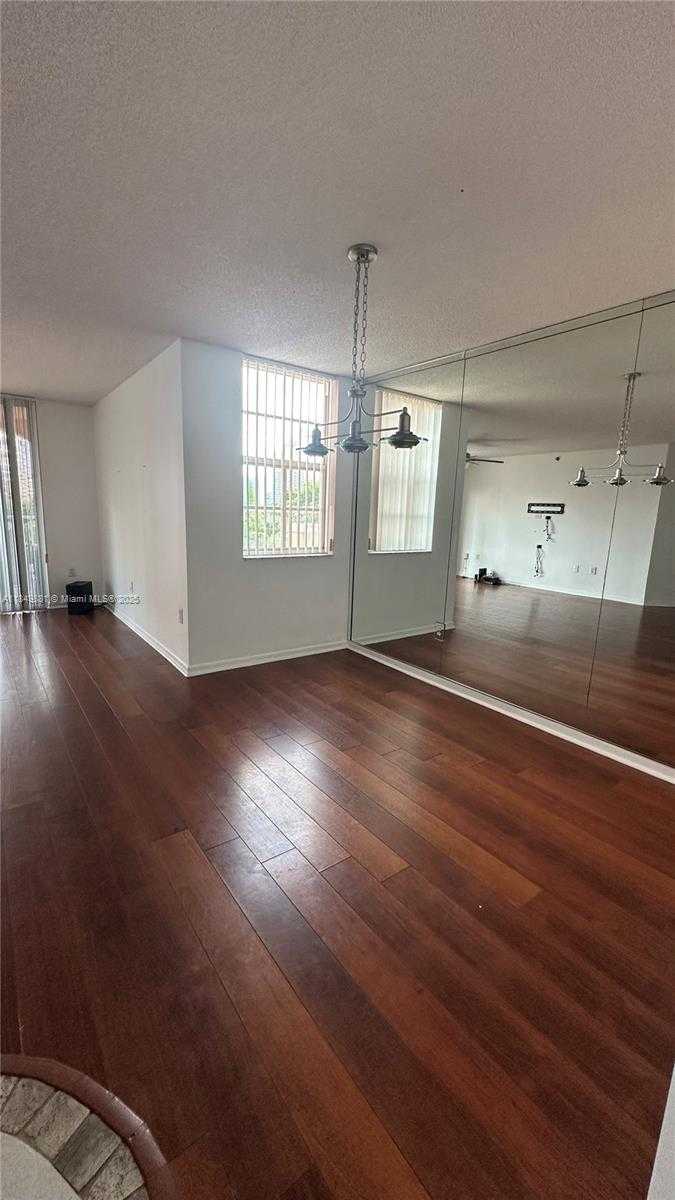 Small Image of 19501 EAST COUNTRY CLUB DR #9602, Aventura Number 7