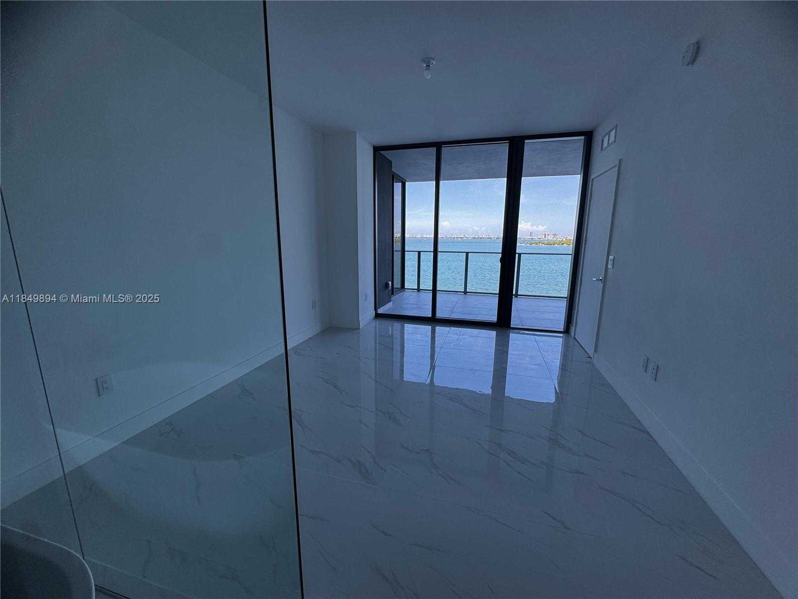 Small Image of 700 NORTH EAST 24 STREET #303, Miami Number 13