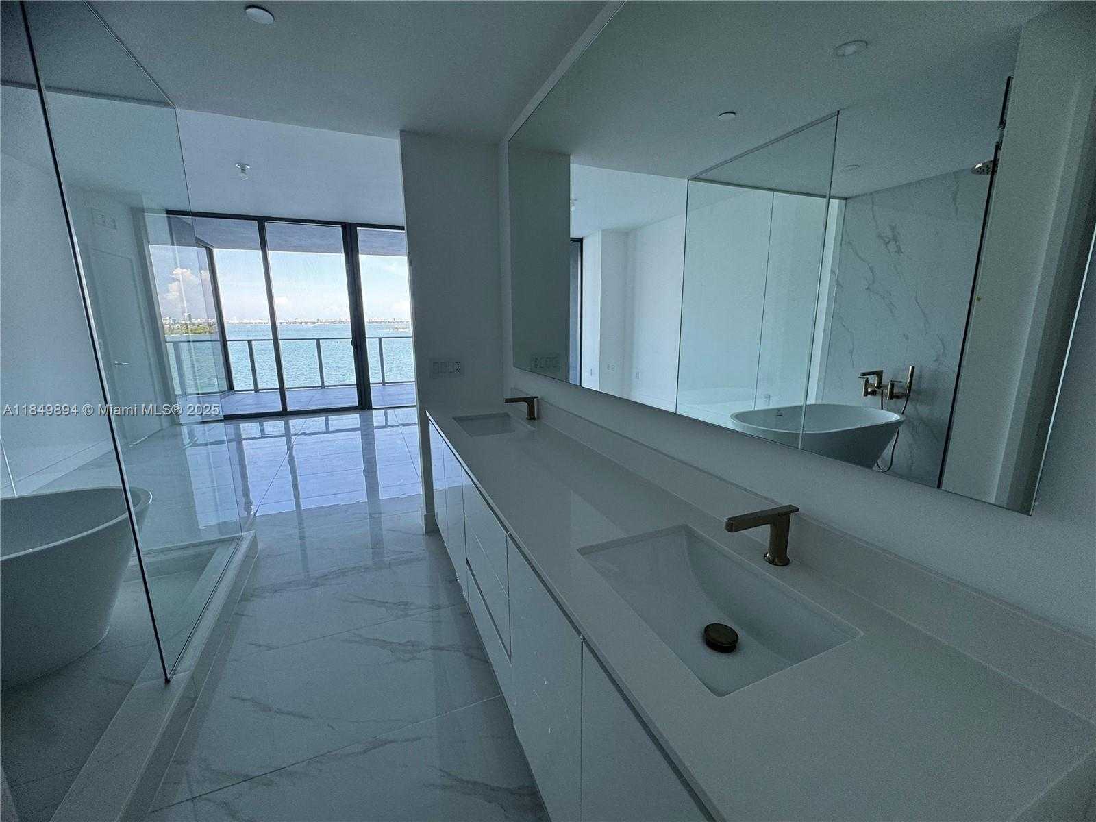 Small Image of 700 NORTH EAST 24 STREET #303, Miami Number 18