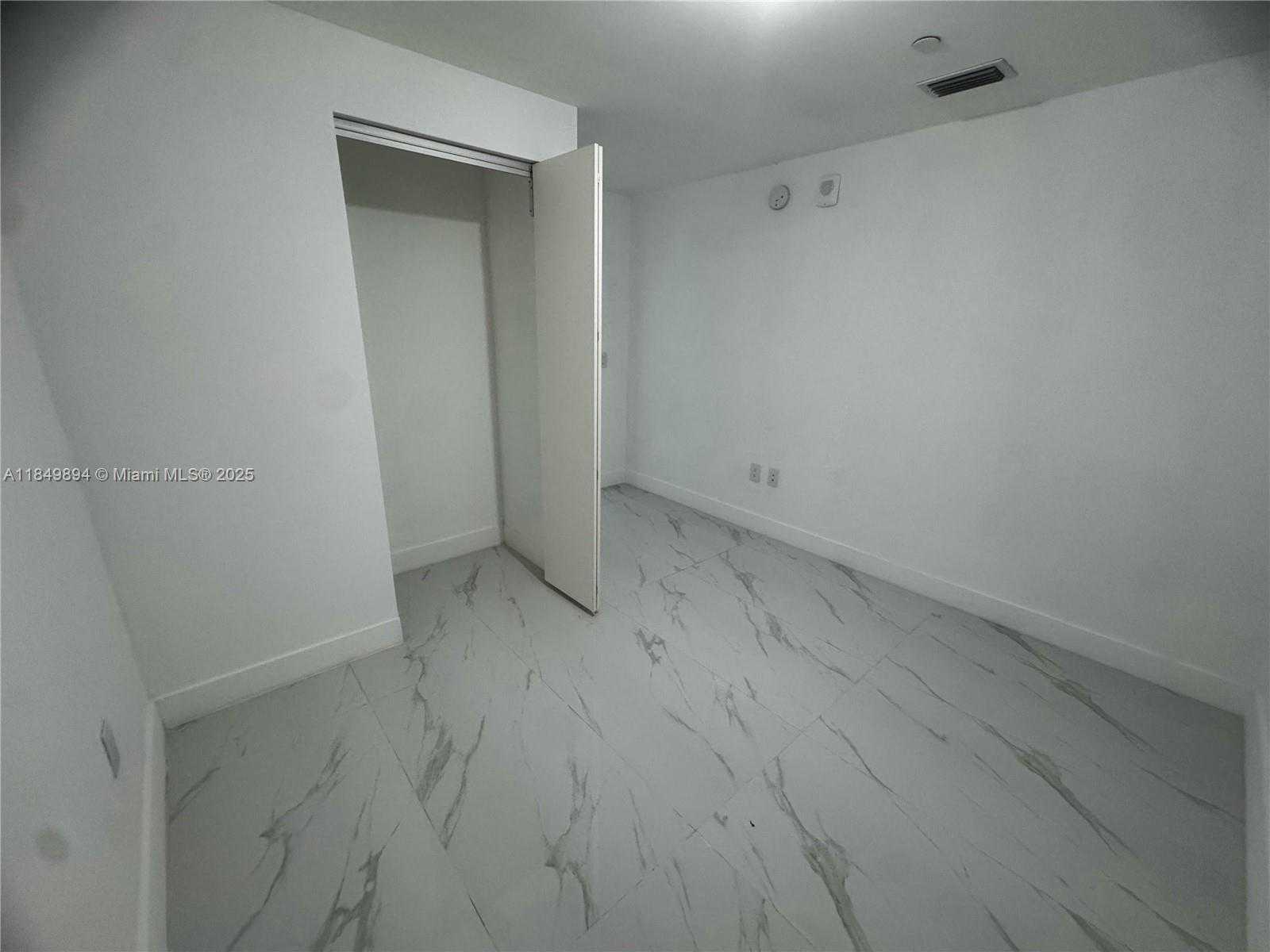Small Image of 700 NORTH EAST 24 STREET #303, Miami Number 26