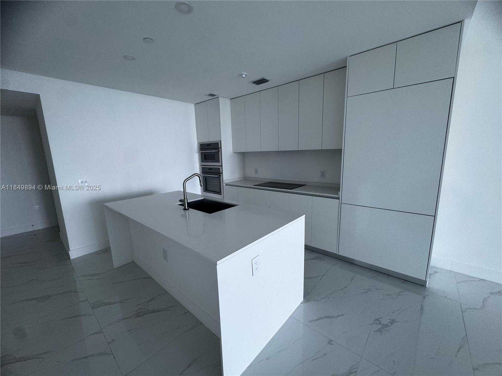 Small Image of 700 NORTH EAST 24 STREET #303, Miami Number 4